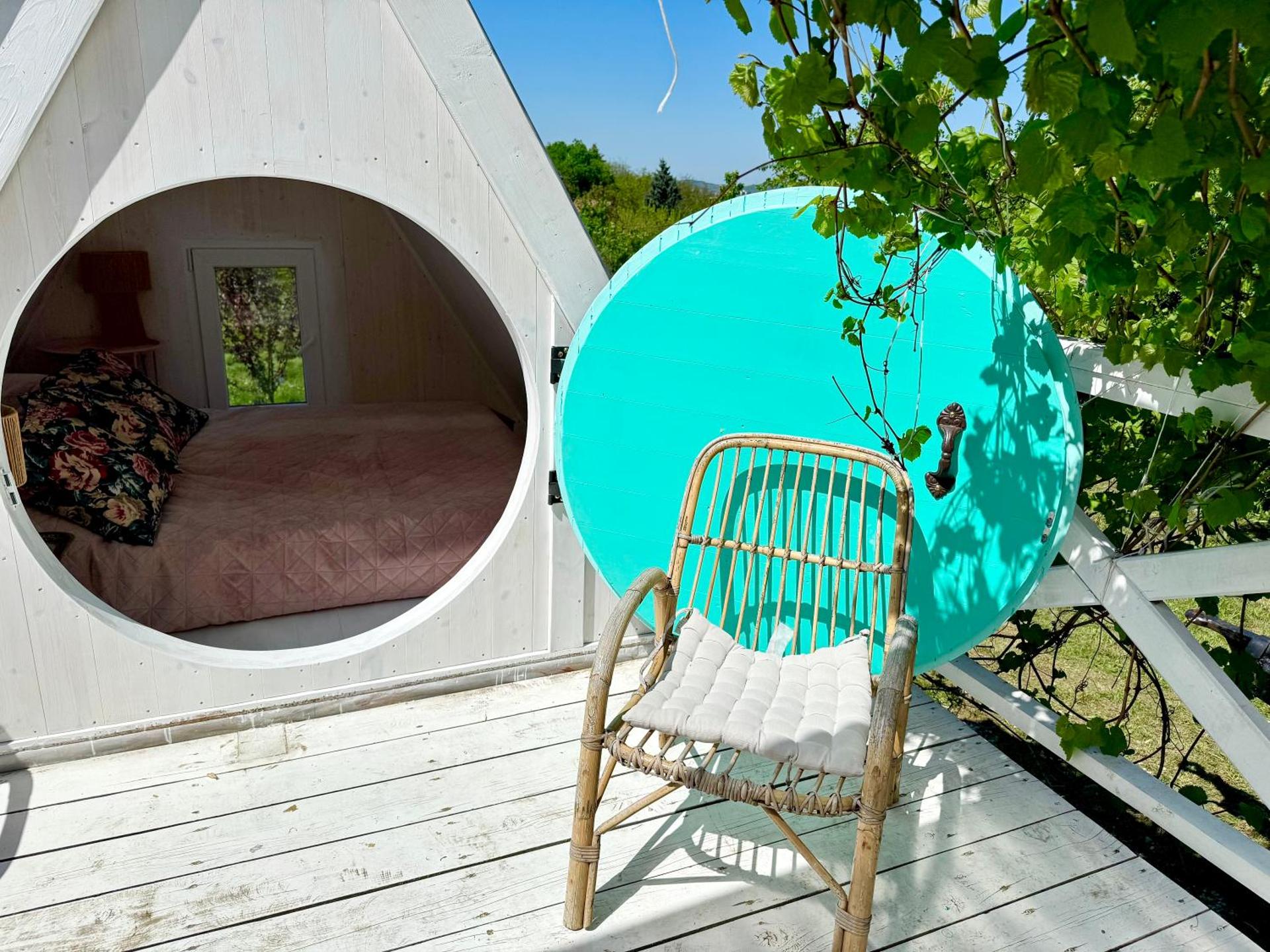 Bohemian Eco lodge át lake Balaton