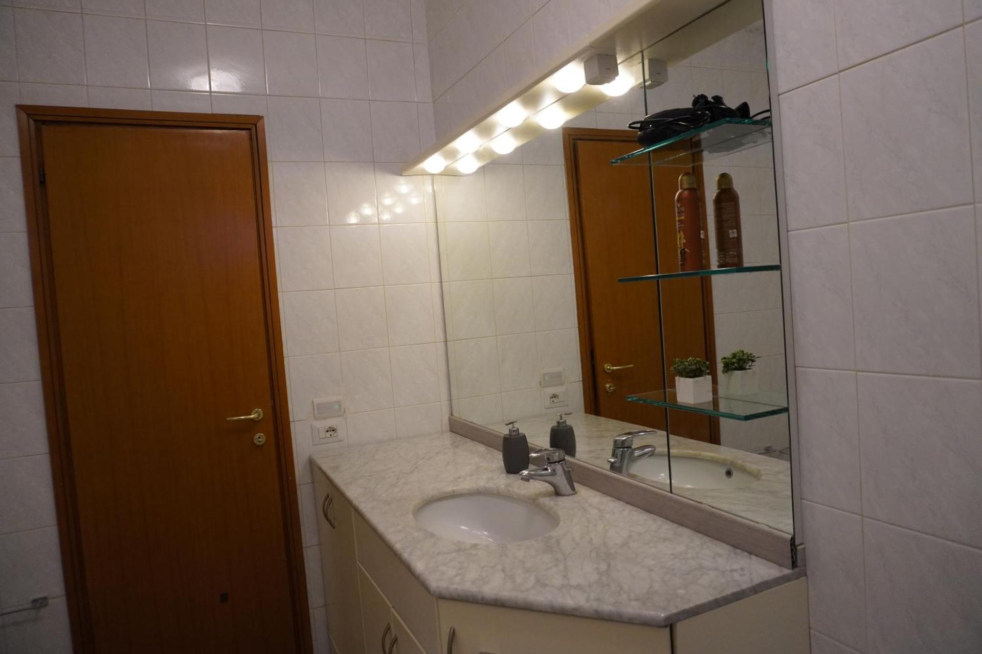 Hello Francesca Guesthouse