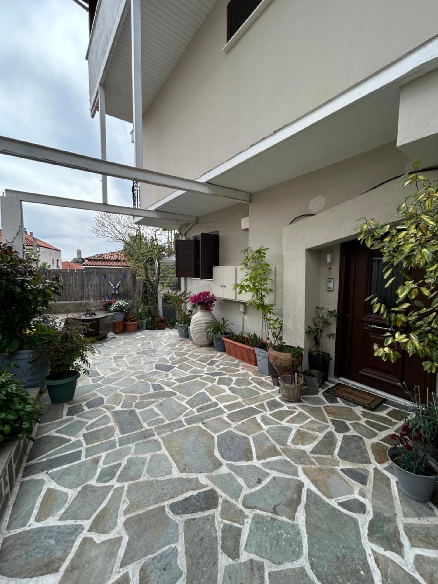 Inner courtyard view