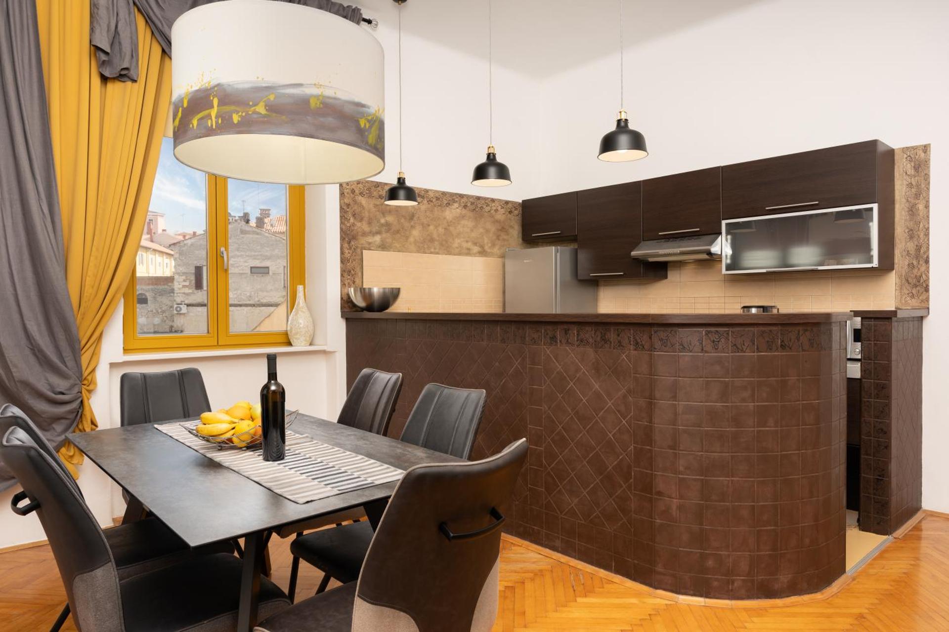 Artistic luxury flat with Colosseum view