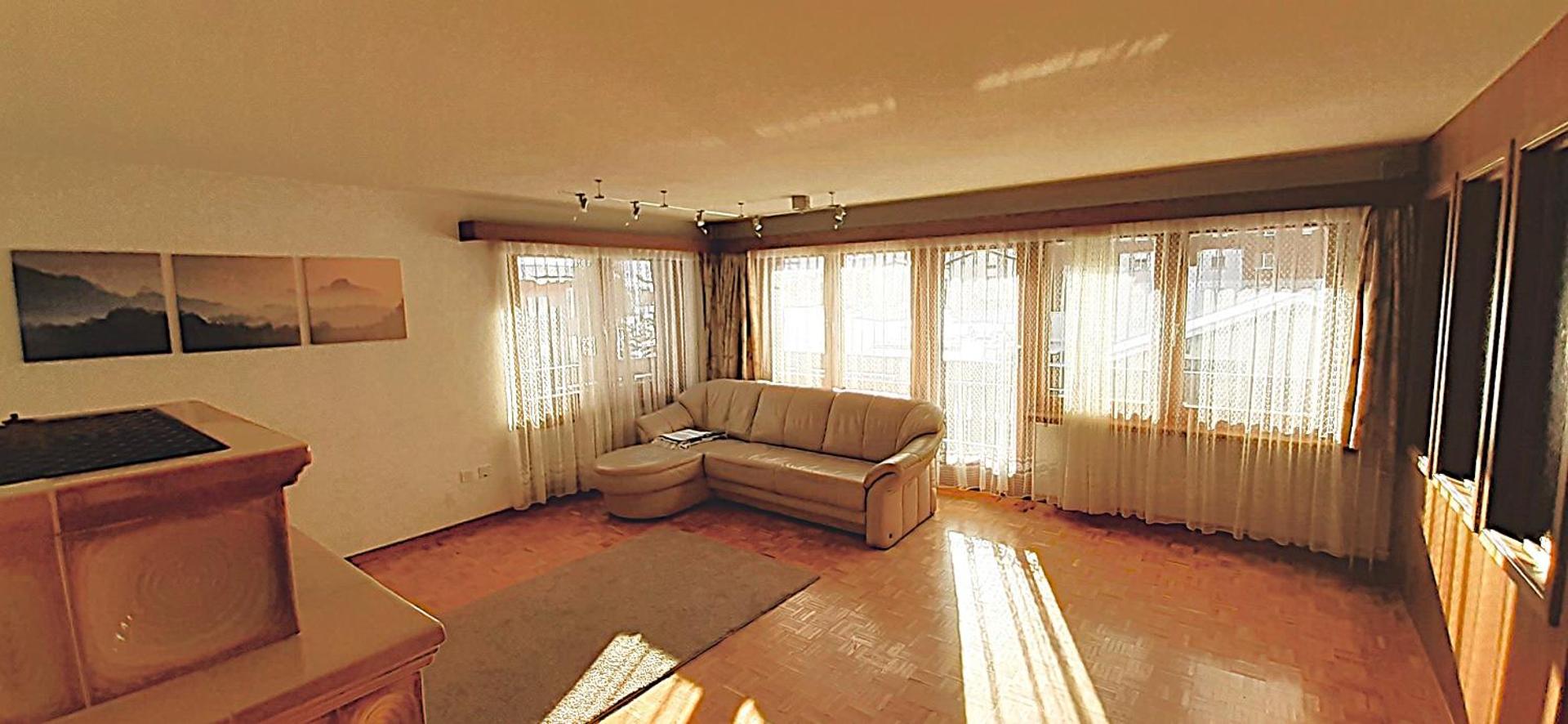 FREE Bus Winter Haus Loree