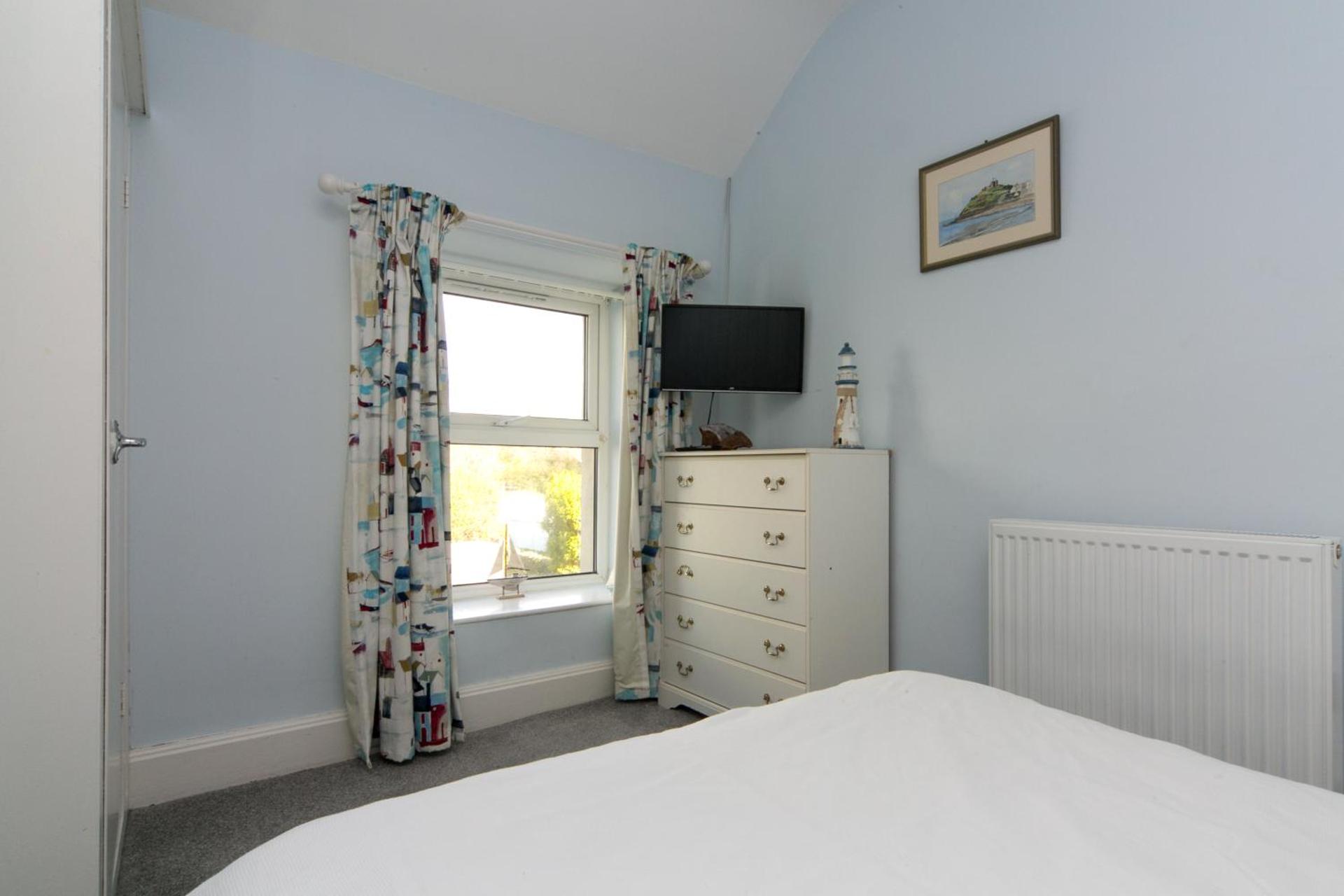 Cosy seaside cottage