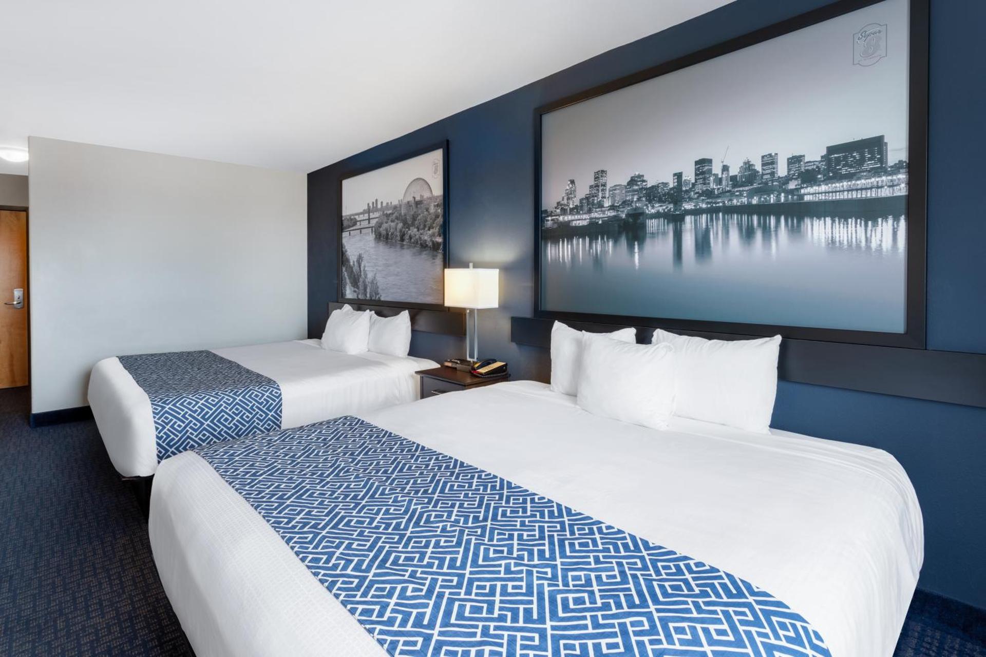 Two King Beds - Non-Smoking