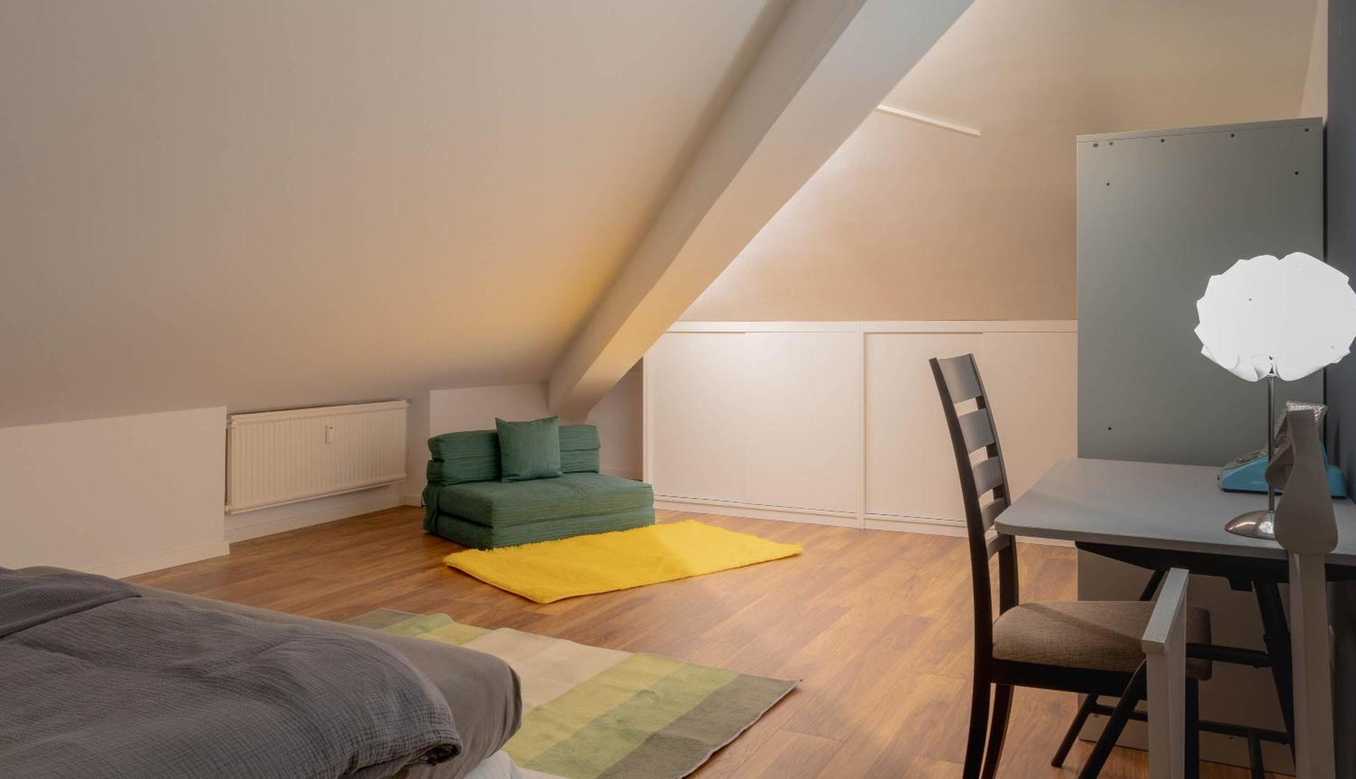 Photo of the whole room