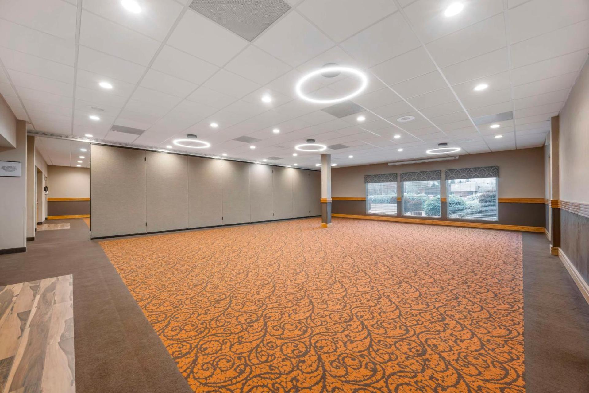 Meeting/conference room