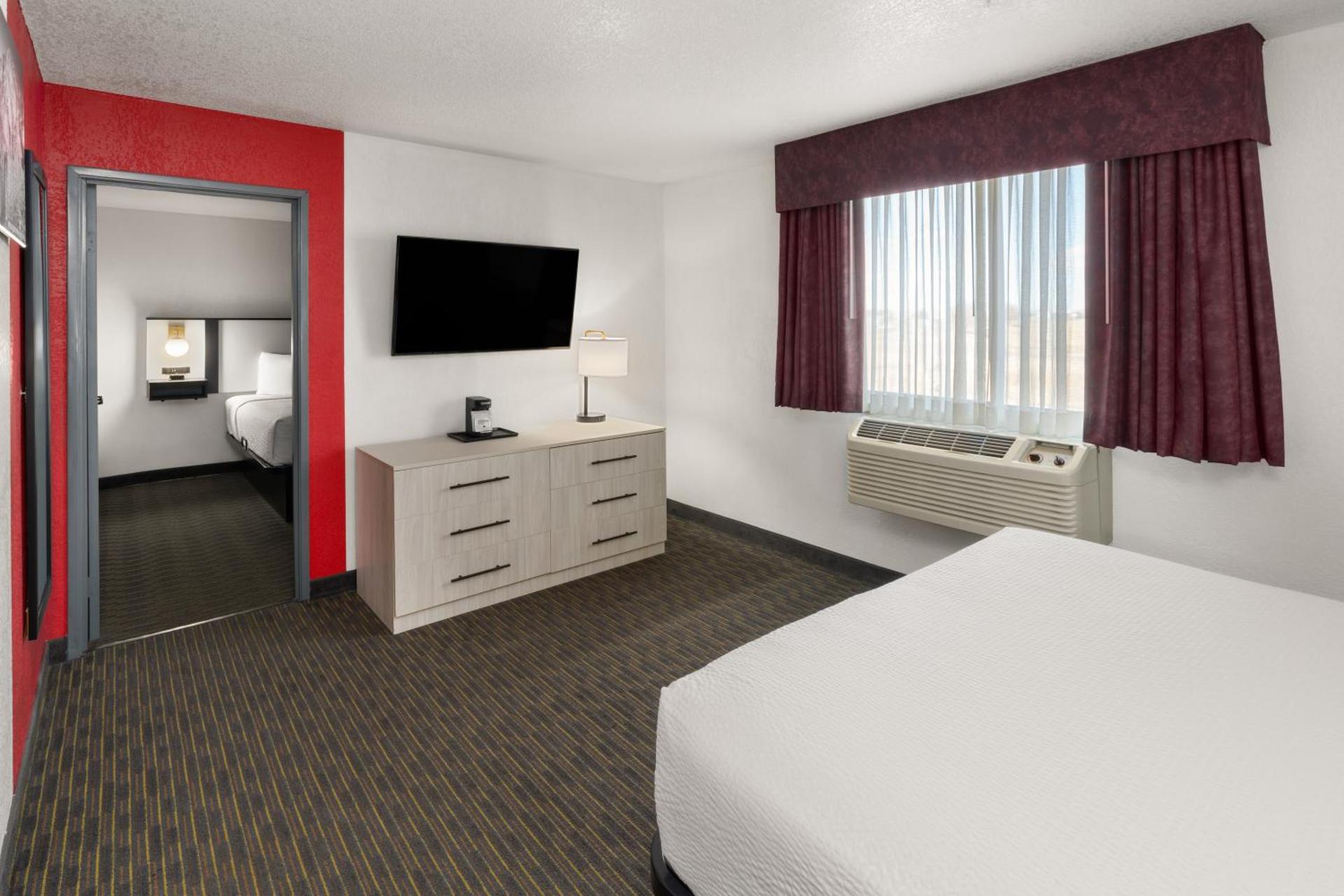 SYLO Hotel Denver Airport, a Ramada by Wyndham