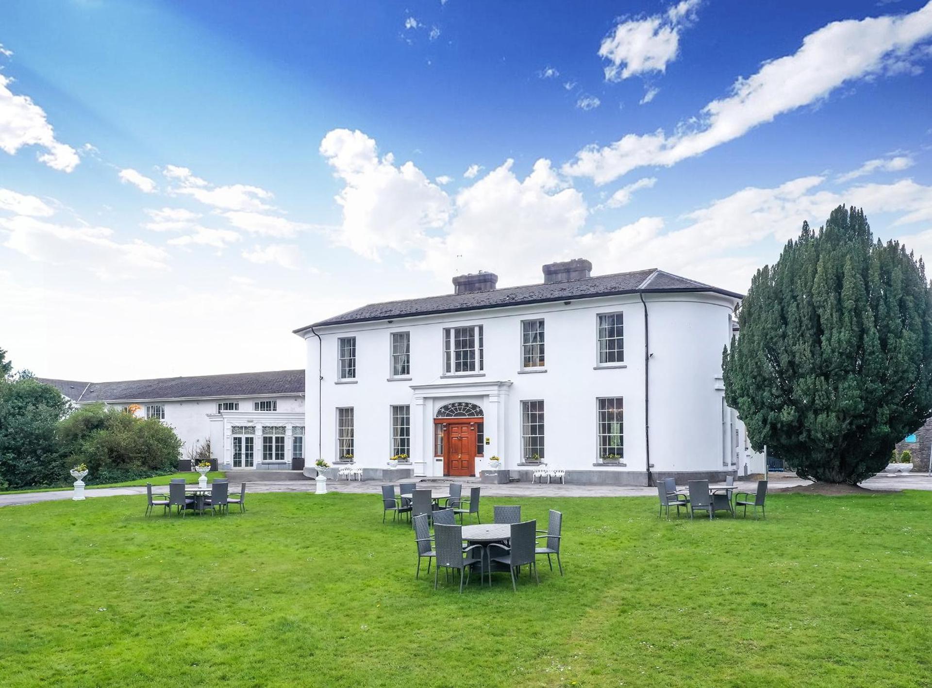 Springfort Hall Log Cabins