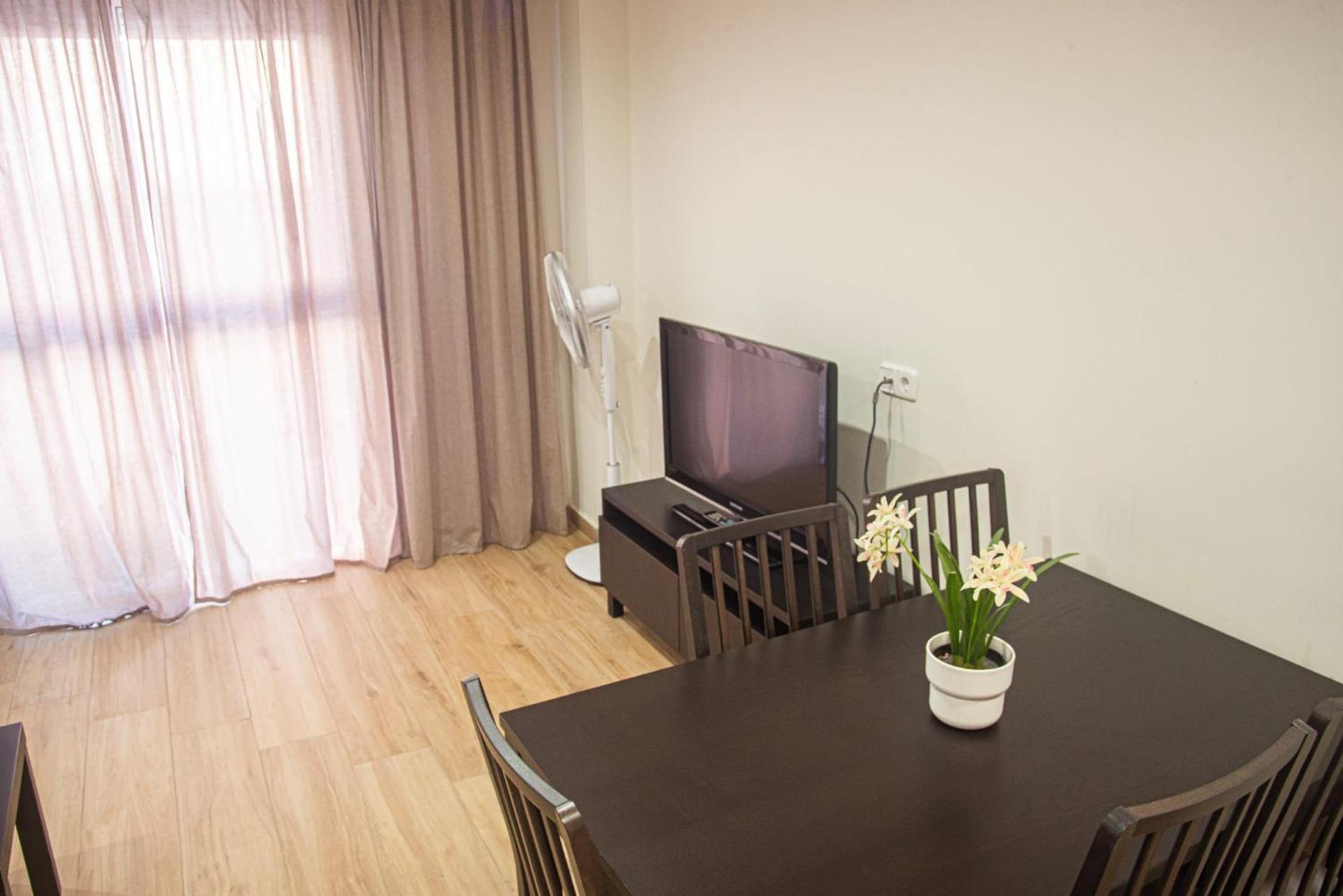 Centro Histórico Parking con NRU y licencia turística VT-13960