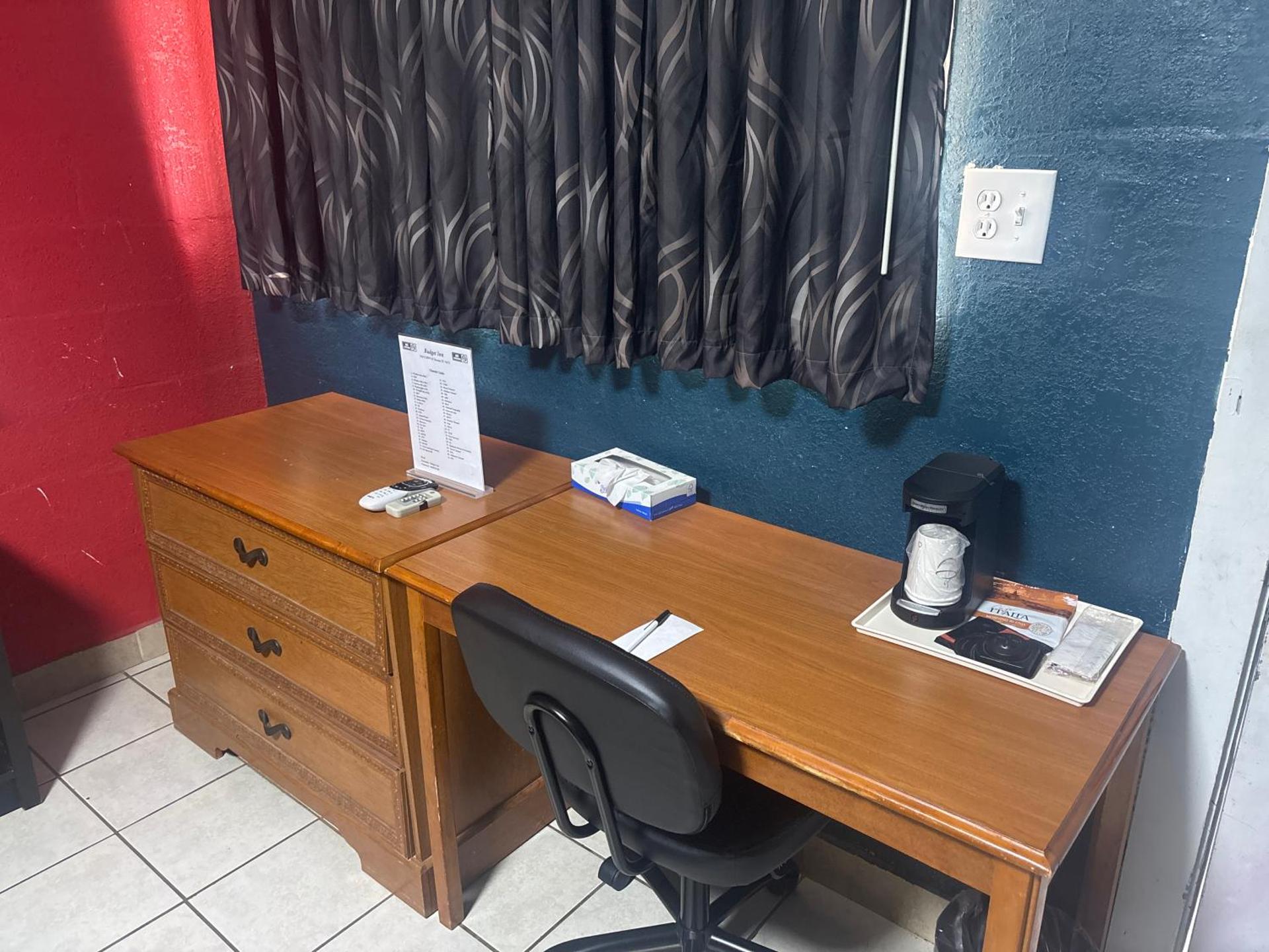 Coffee/tea facilities