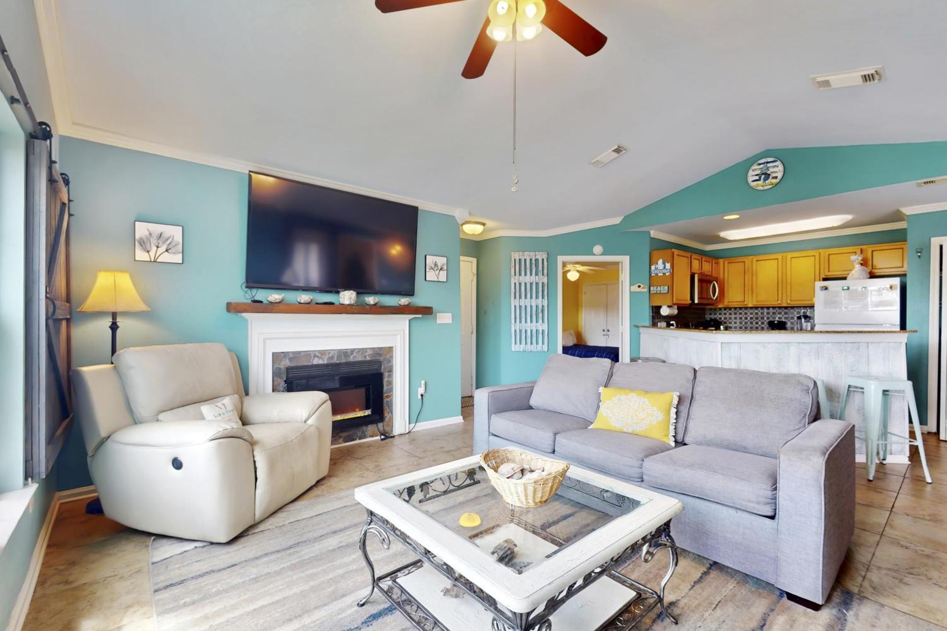 Colony Club U4 - Southern Gulf Charm