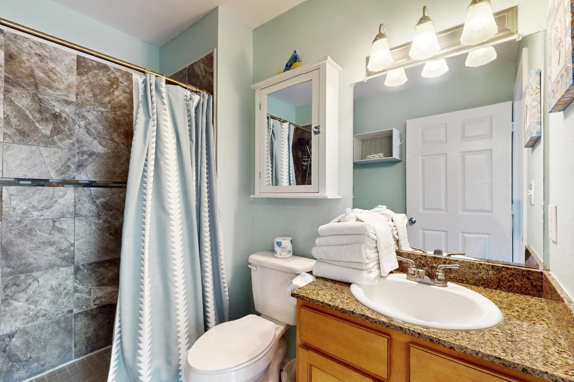 Colony Club U4 - Southern Gulf Charm