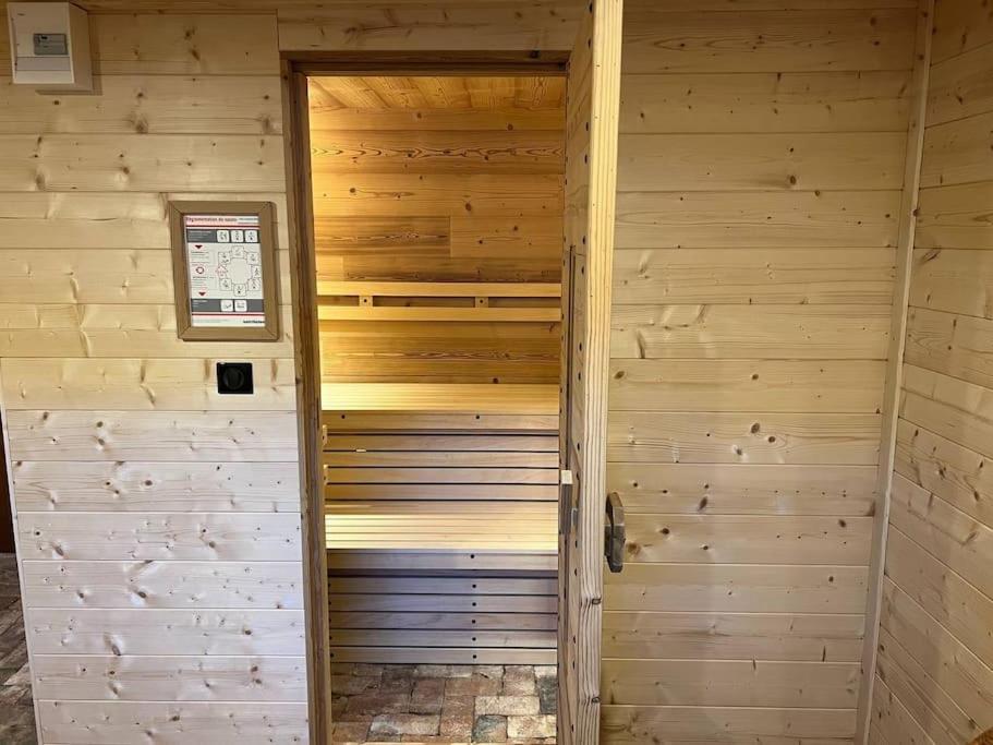 Superbe Chalet refait à neuf, idéal famille, Sportifs 2 nuits minimum