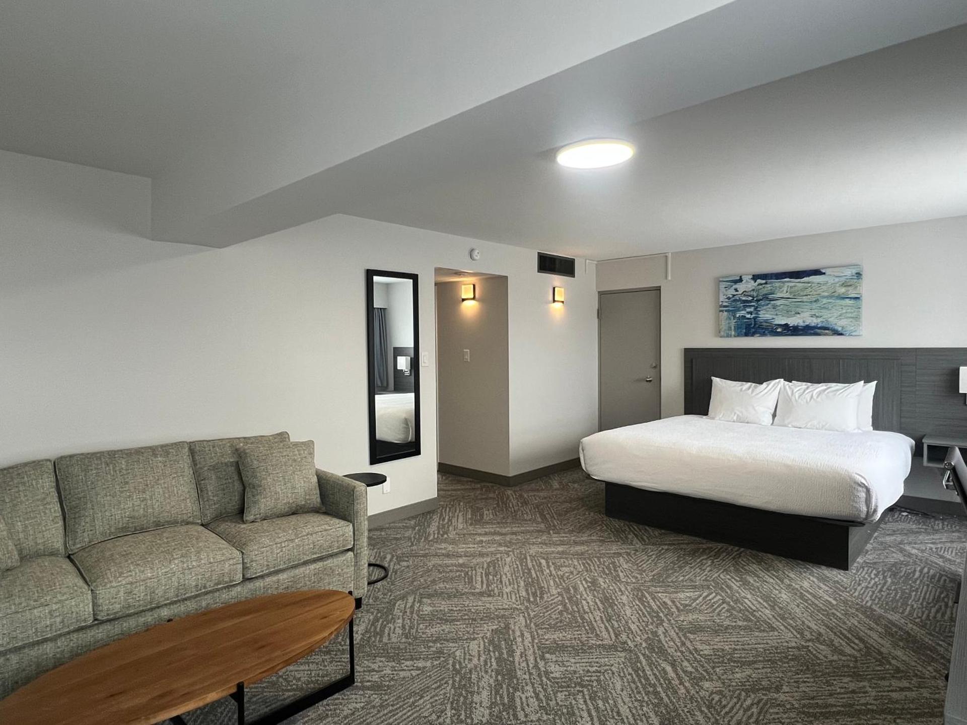 King Room - Non-Smoking