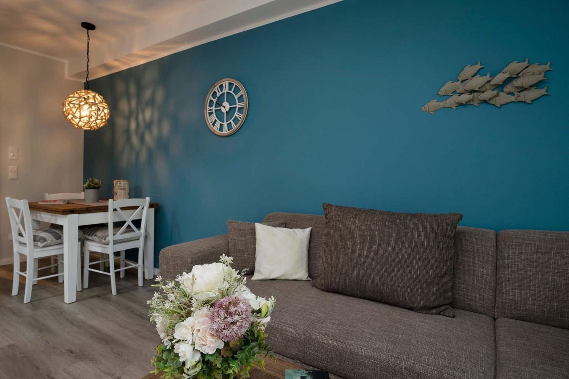 Waldstraße 8 Küstenblau