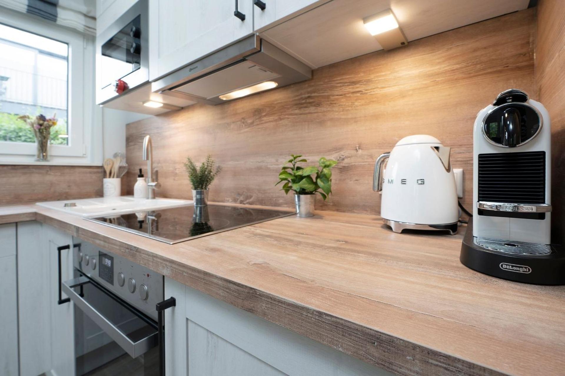 Waldstraße 8 Küstenblau