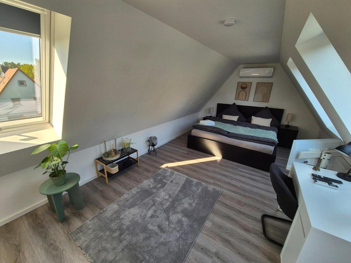 Modernes Zimmer in ruhiger Lage