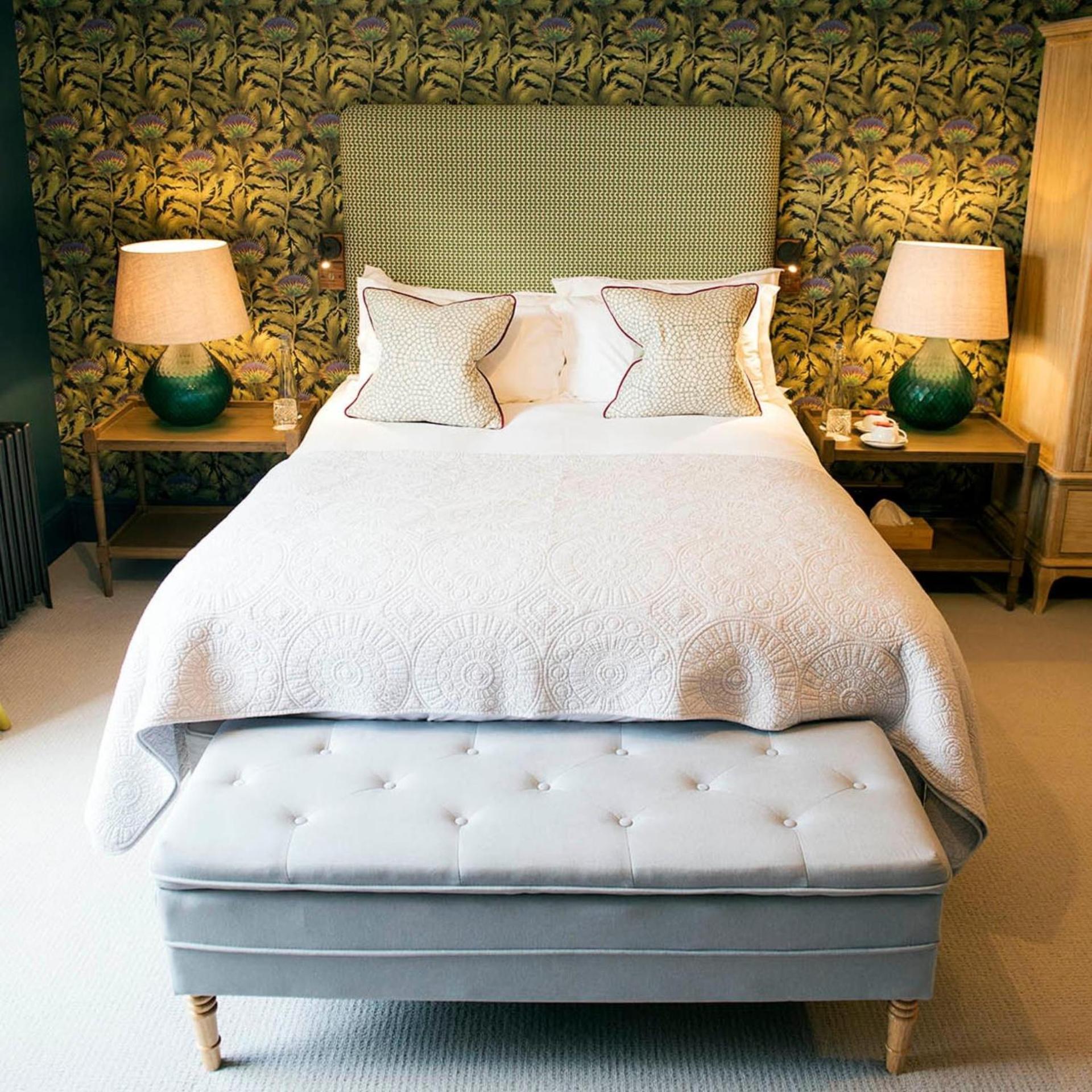 Purchases Restaurant & Accommodation