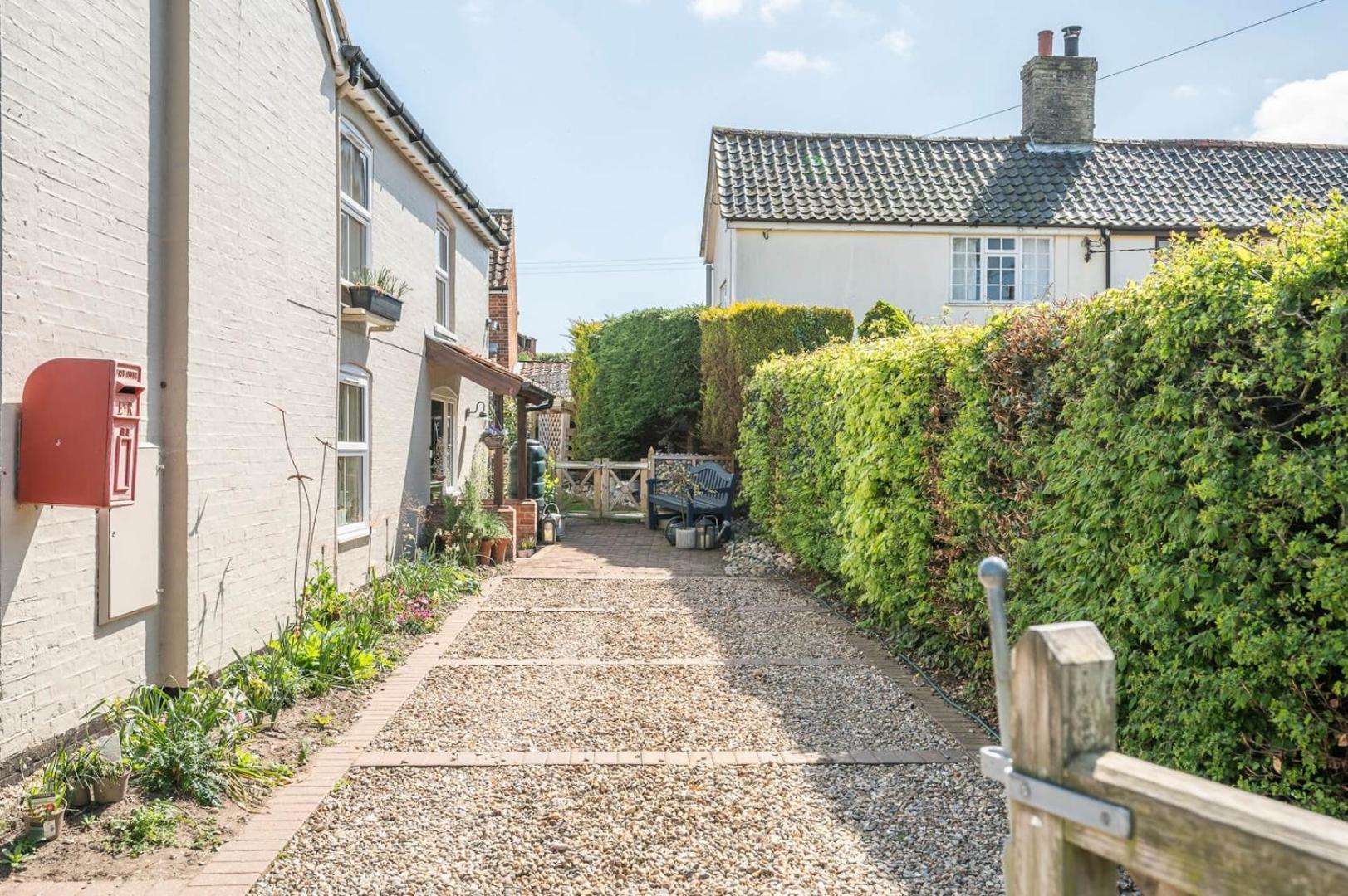 Stable Cottage, Friston