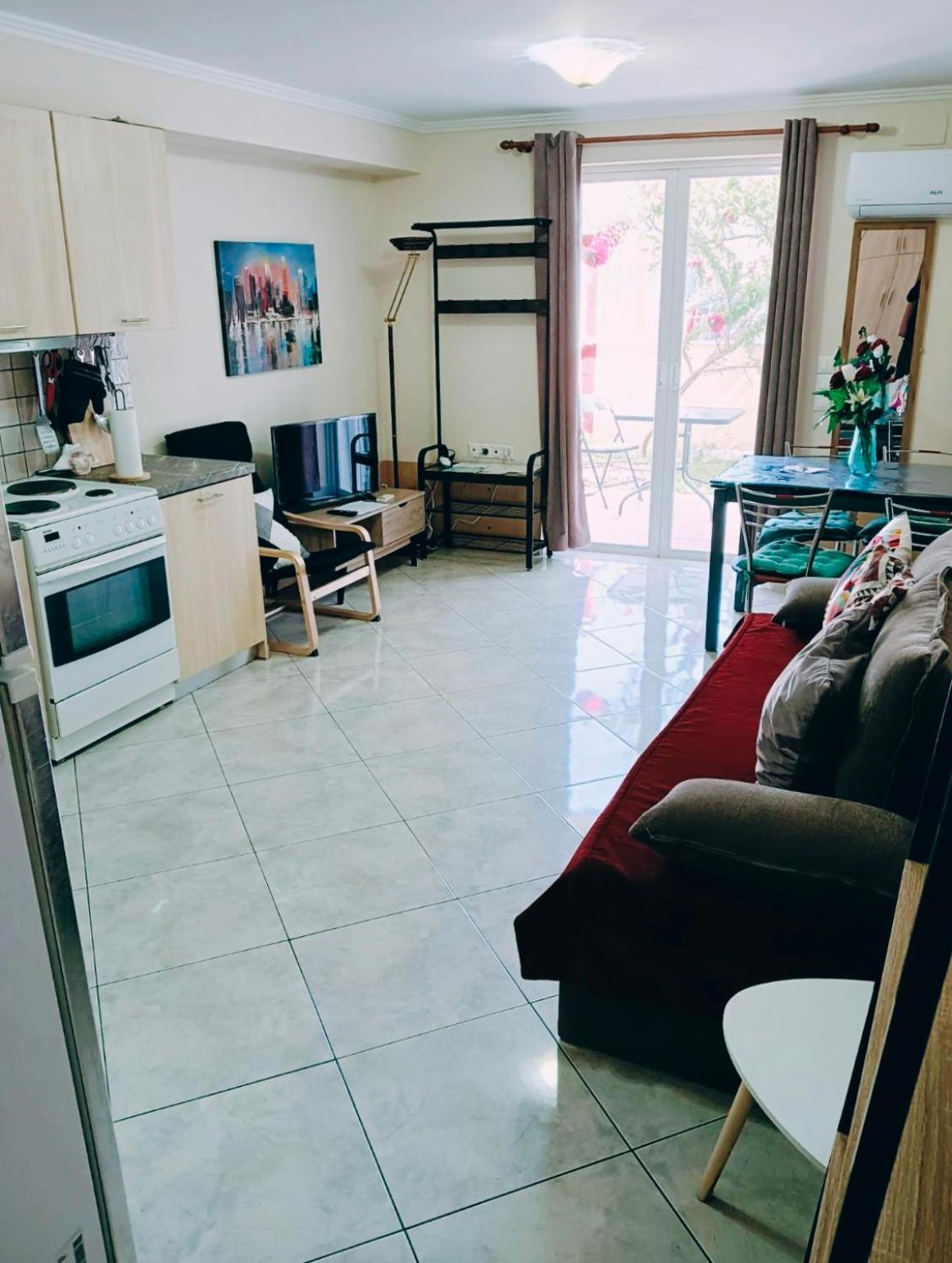 Nafplio's Cozy Apartment - A Peaceful Retreat