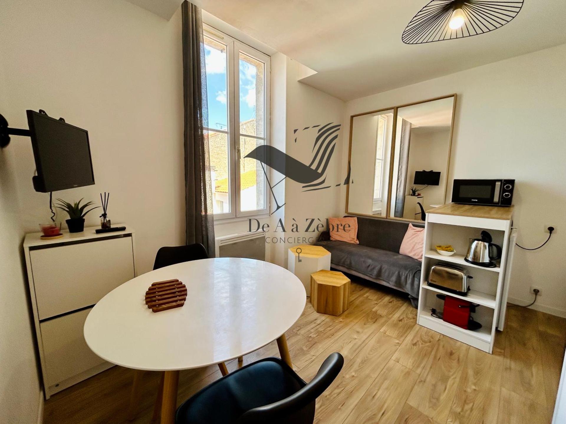 Apartment with Garden View