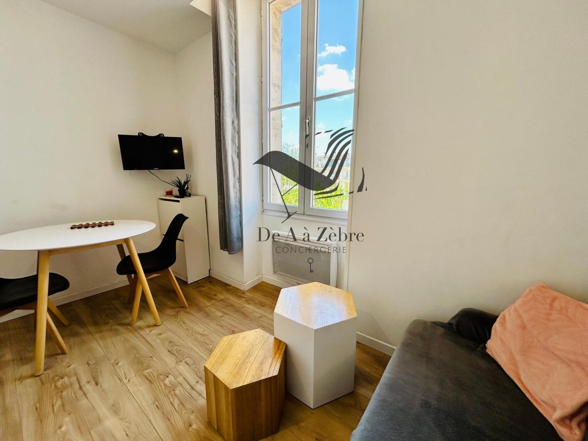 Apartment with Garden View