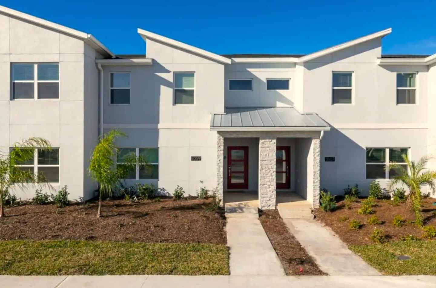 Your 4-Bedroom Getaway, Only 9 Miles from Disney