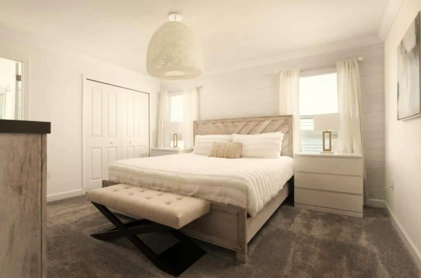 Your 4-Bedroom Getaway, Only 9 Miles from Disney