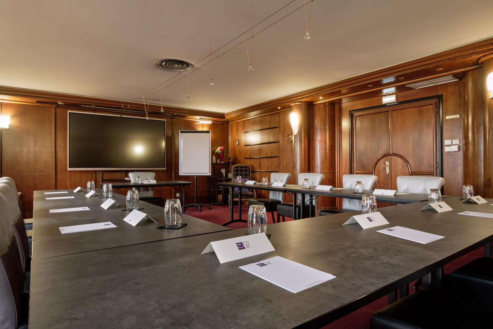 Meeting/conference room