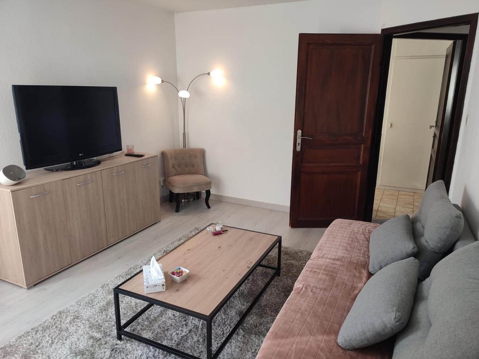 F2 Florival 45m2, avec terrasse, route du vin et free parking