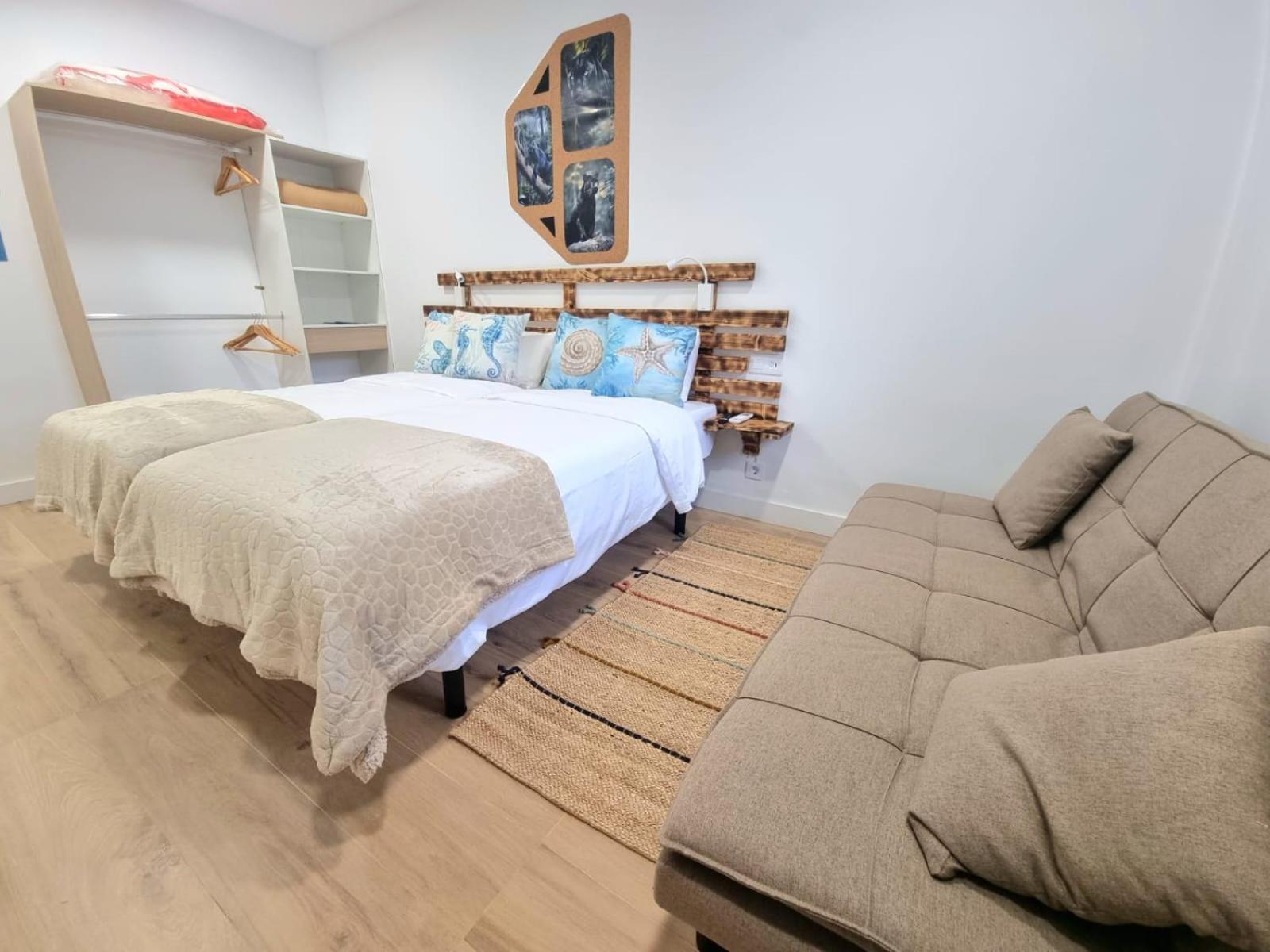 Photo of the whole room