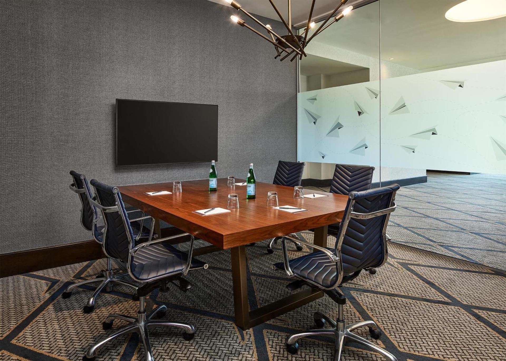 Meeting/conference room