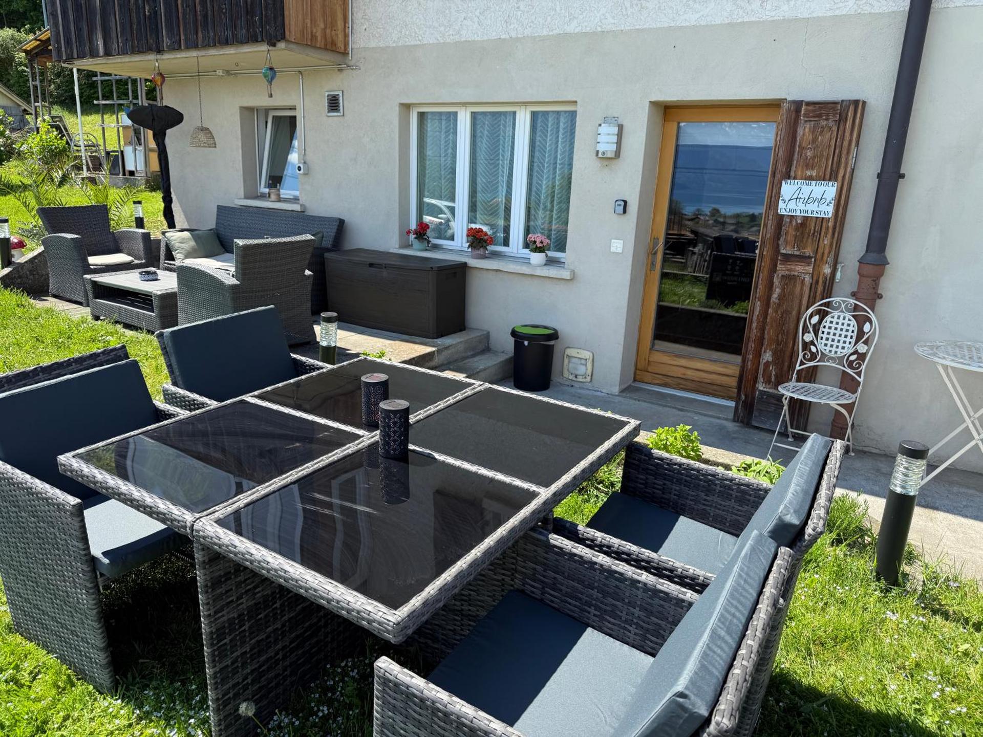 Studio with lake and mountain view