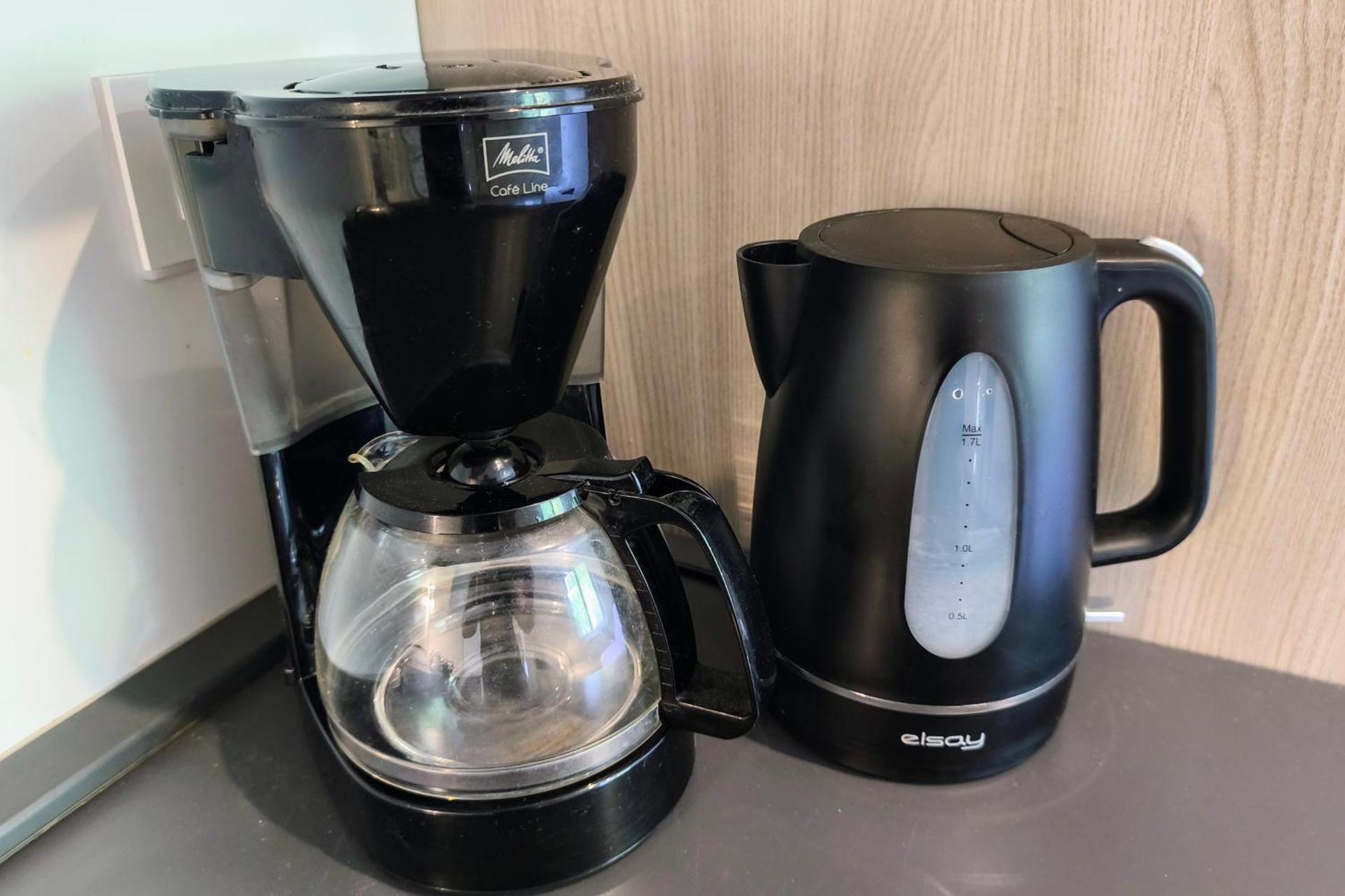 Coffee/tea facilities