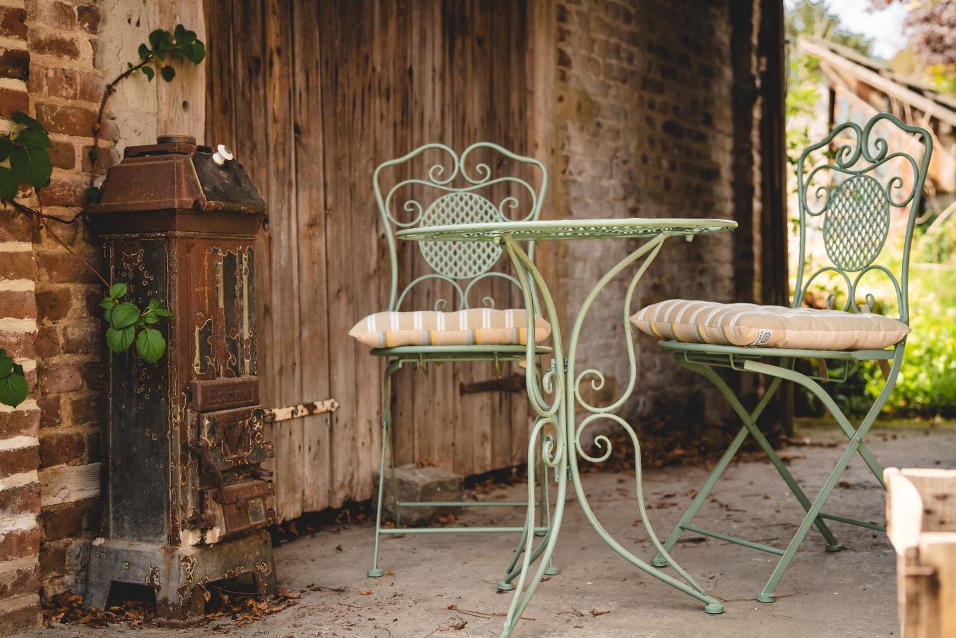 Maas Suites - The French House