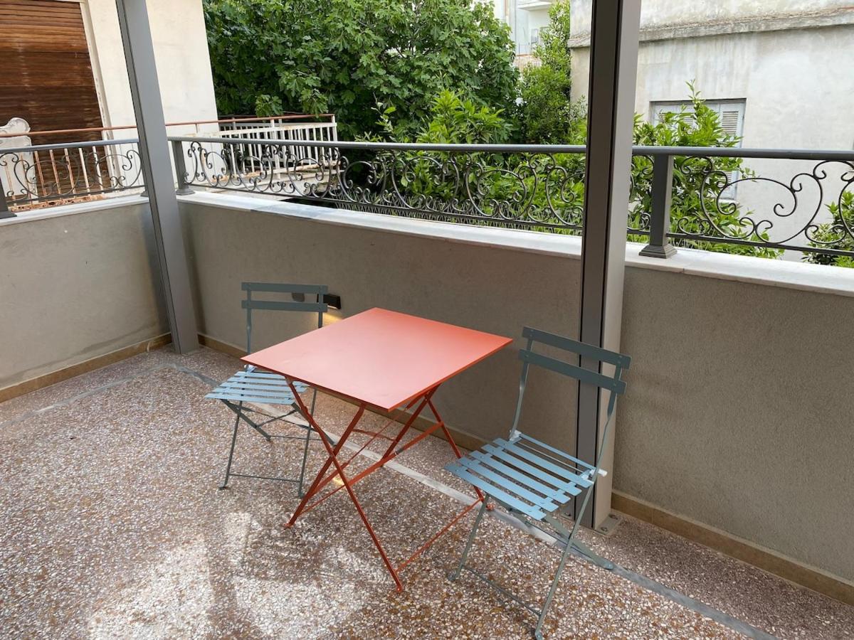 Holy 2 Bedrooms Apartment in Marousi