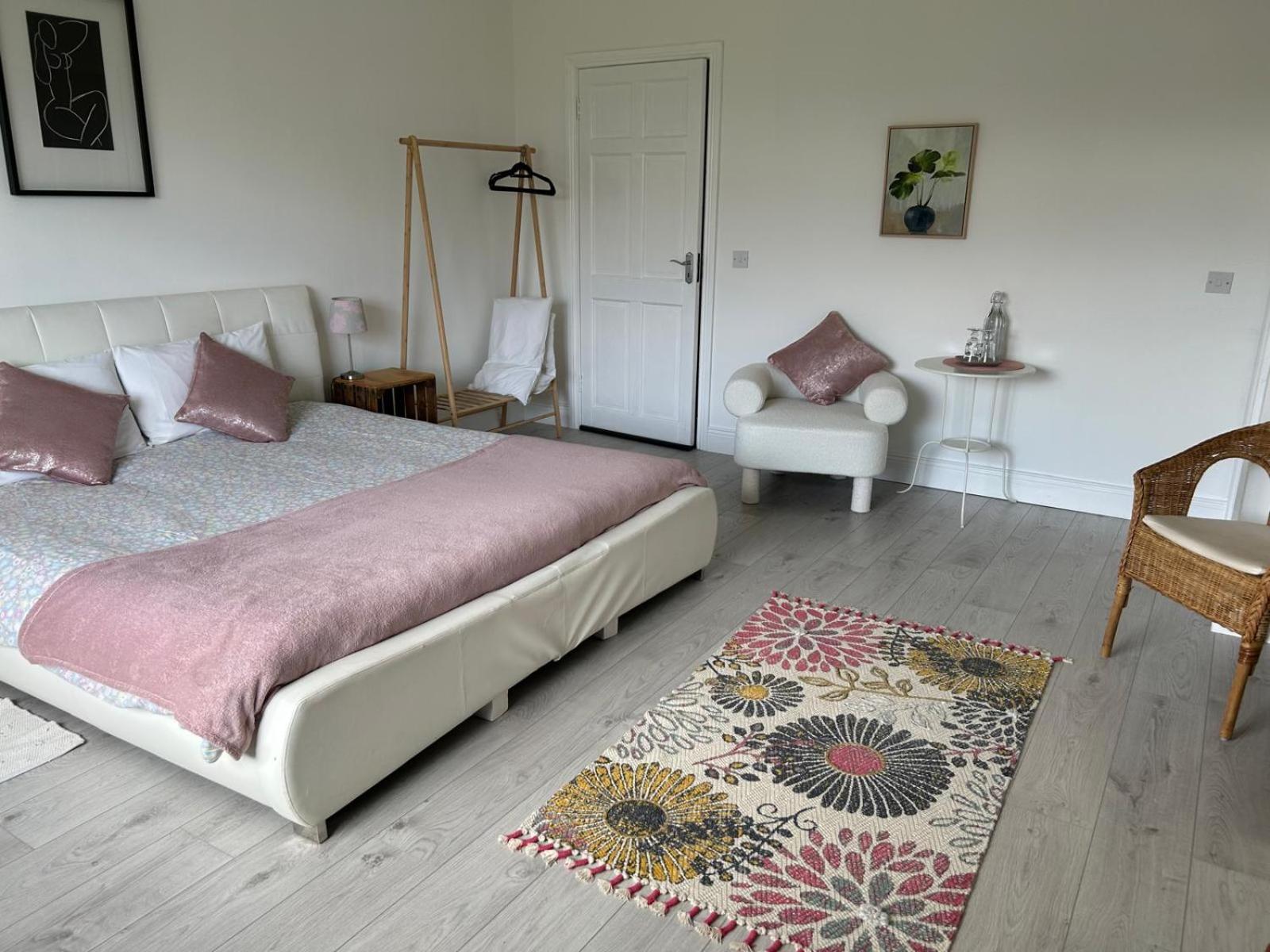 Mountain Widok Accommodation Only