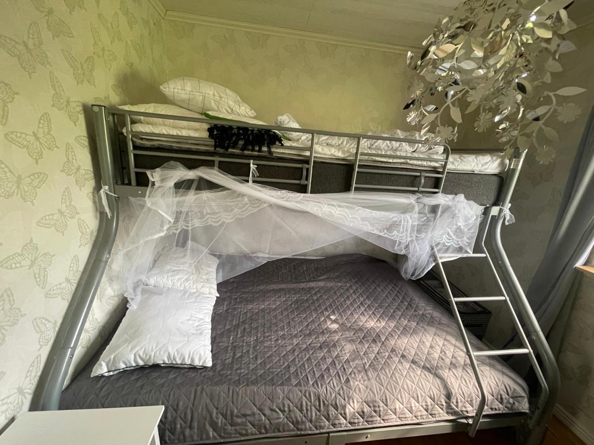 Luxury Villa by lake welcome you