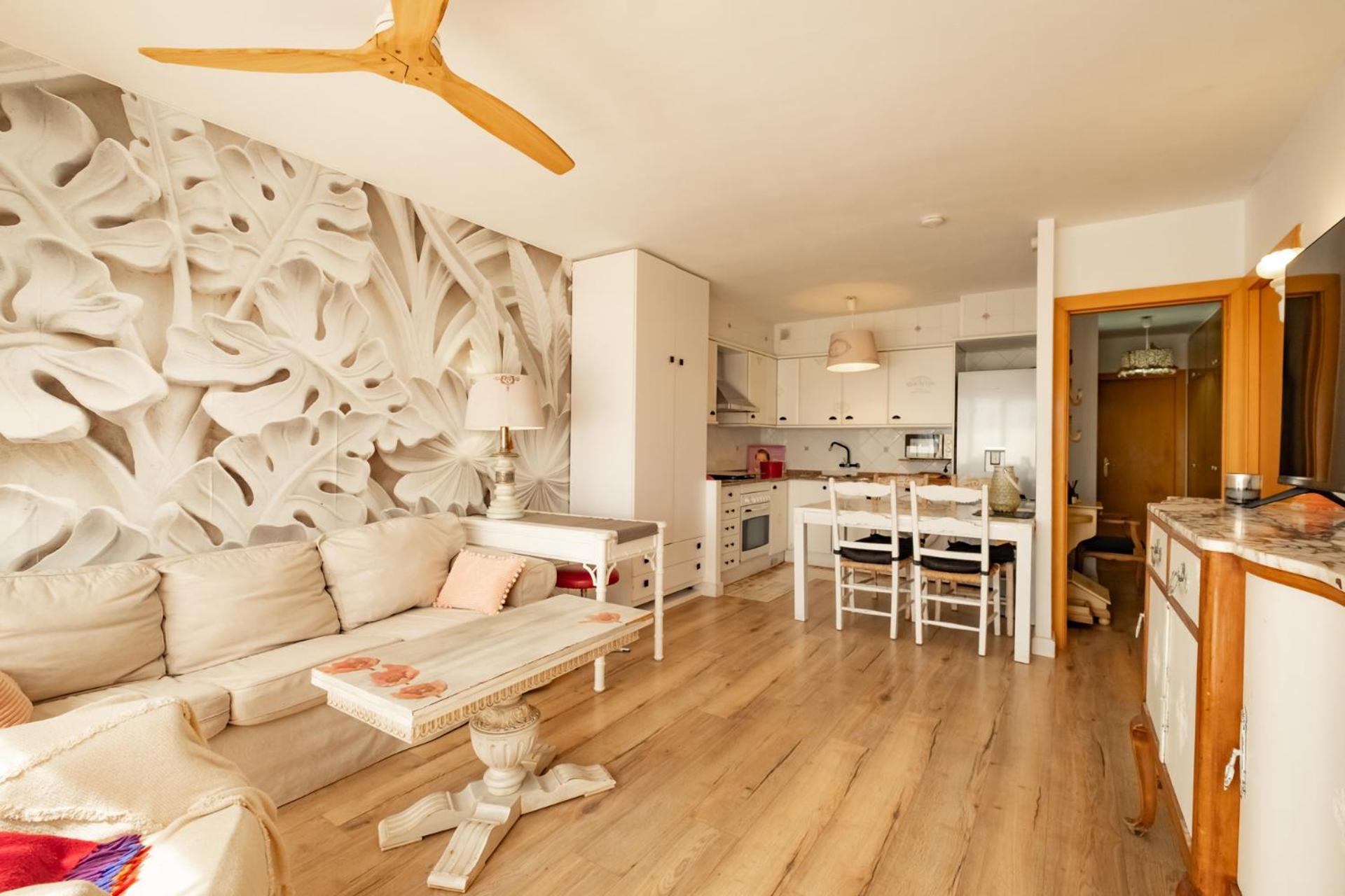 encantador apto en la playa