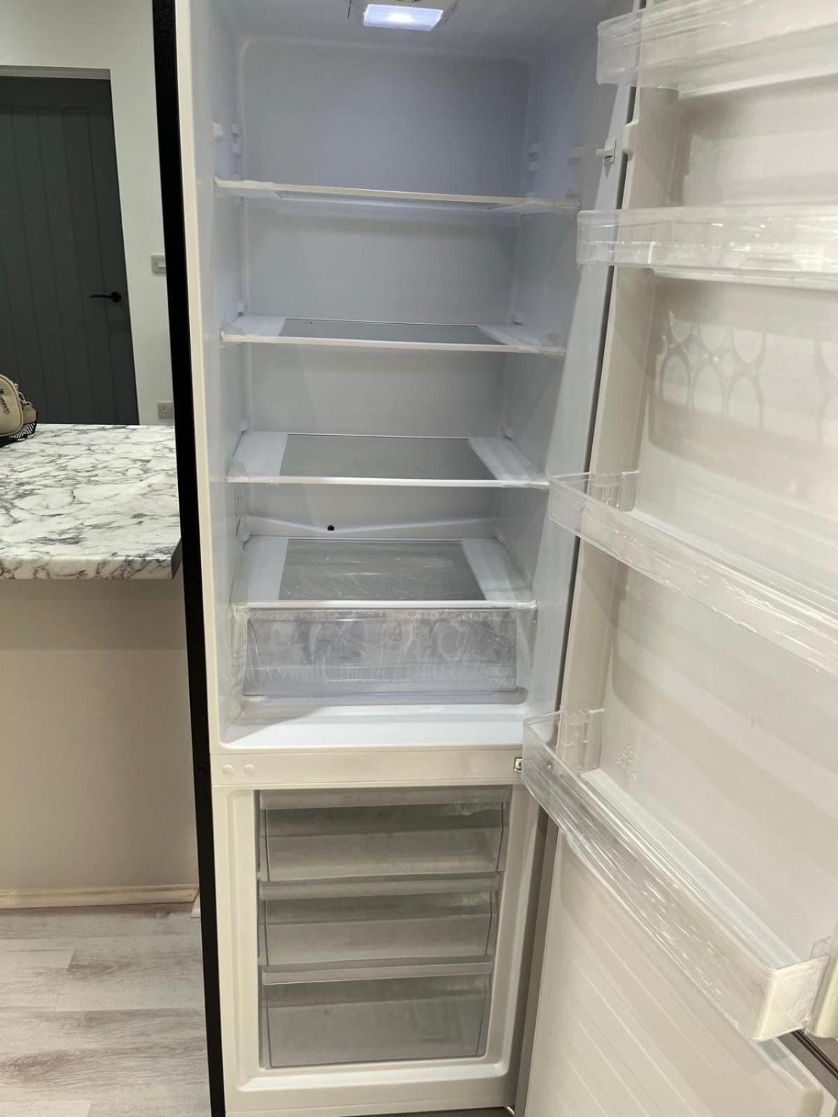 3 bedroom Home in chesterfield with front and back gardens