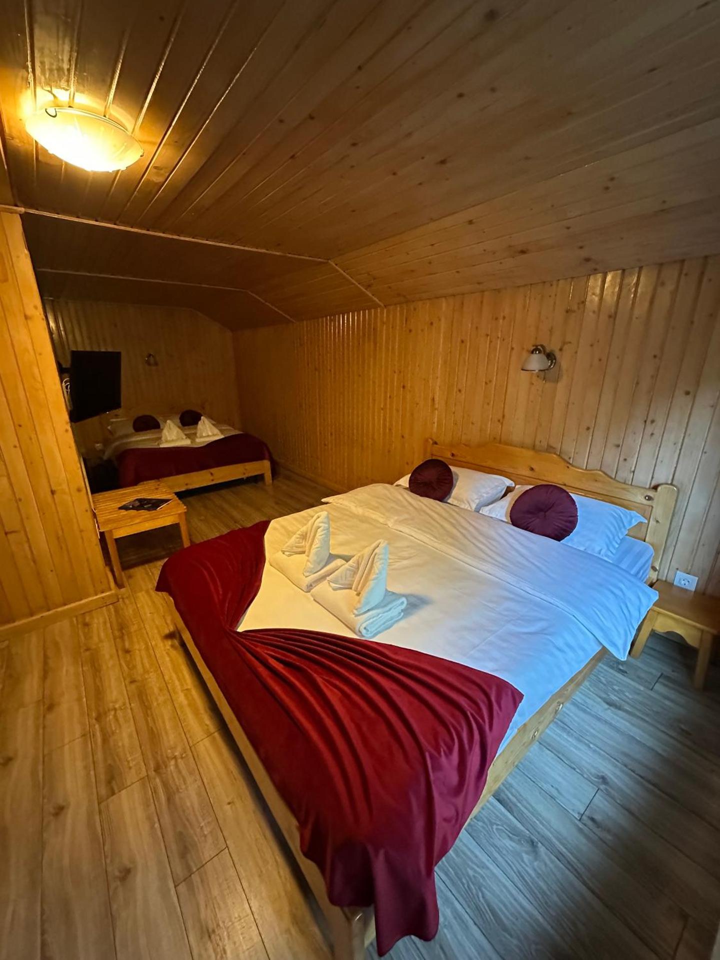 PENSIUNEA VALEA CETATII