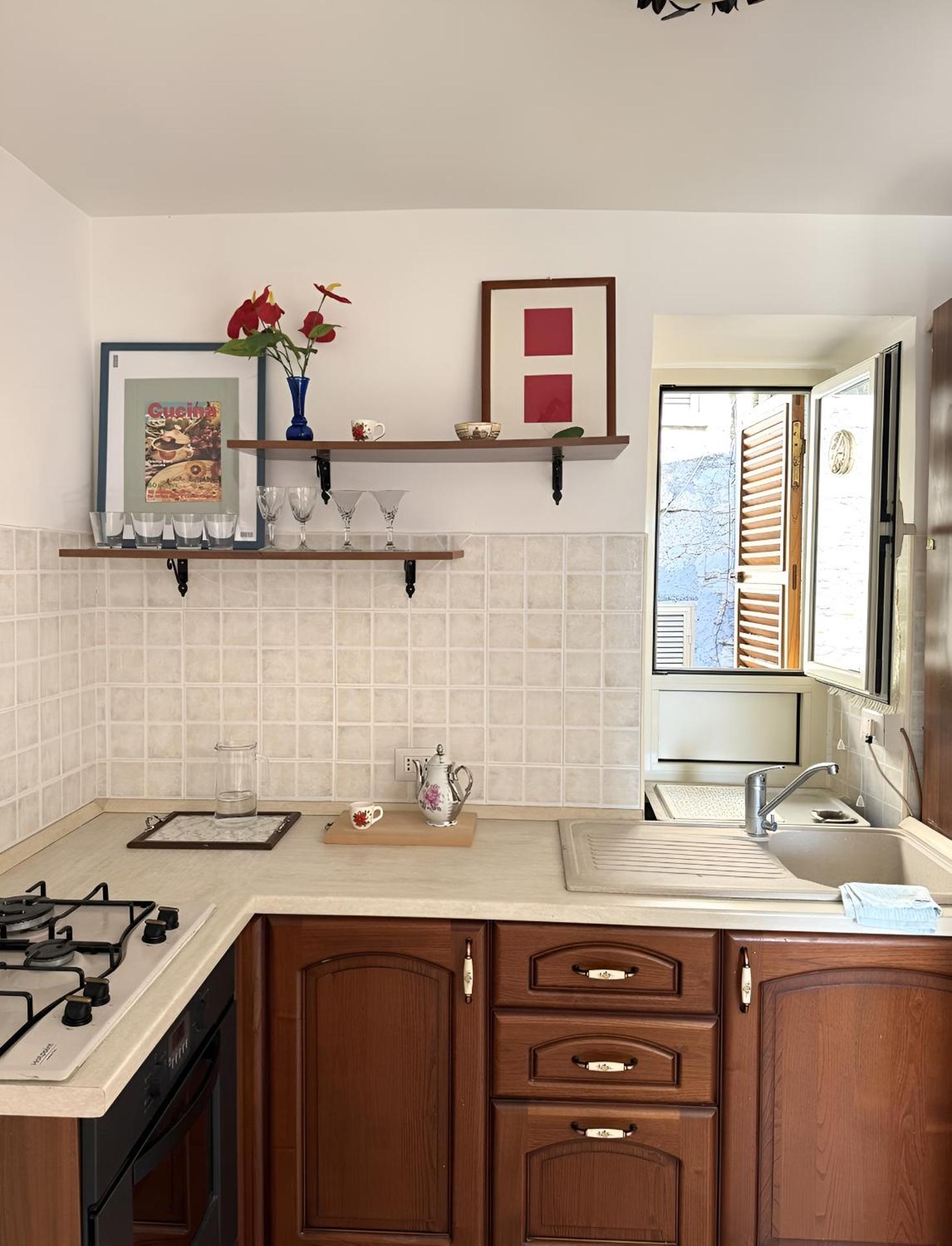 Kitchen or kitchenette