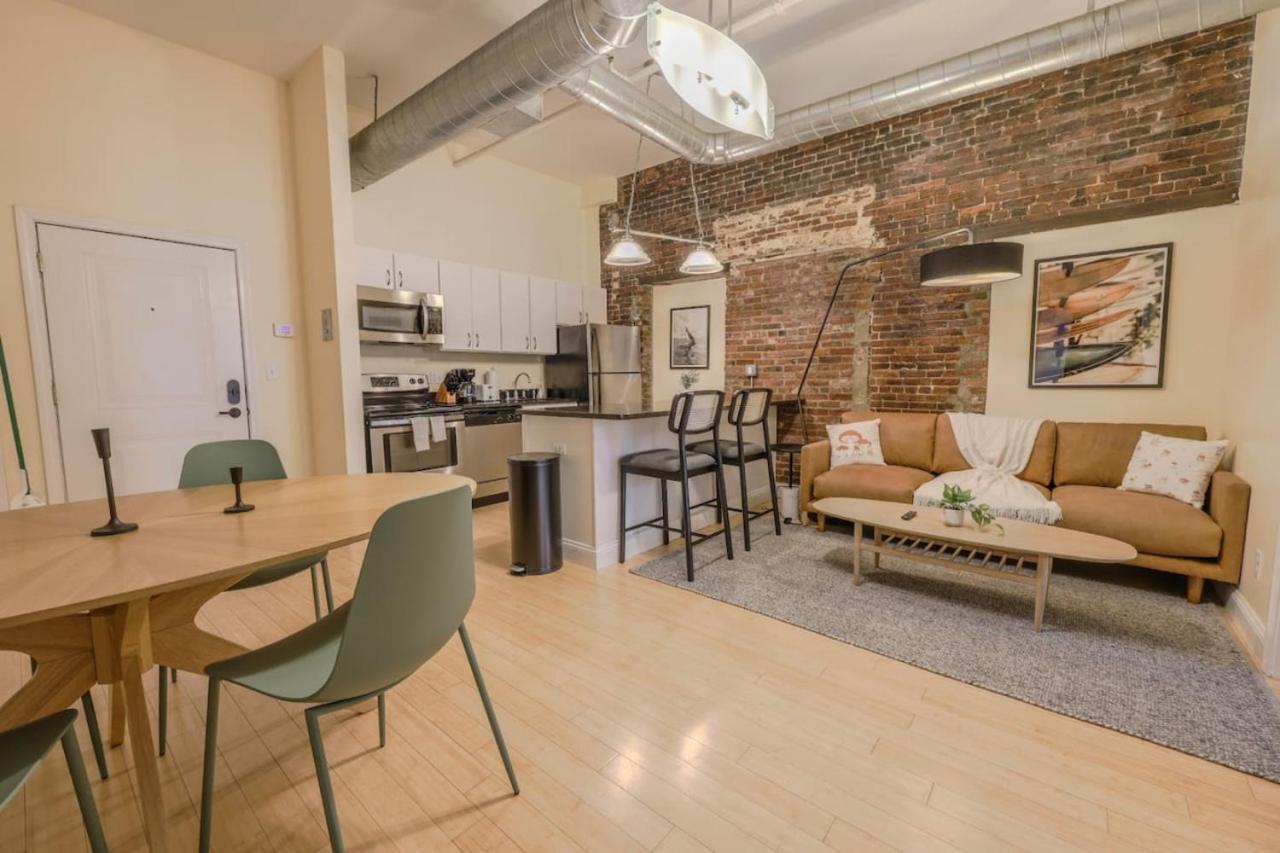 Simple Spacious Apartment