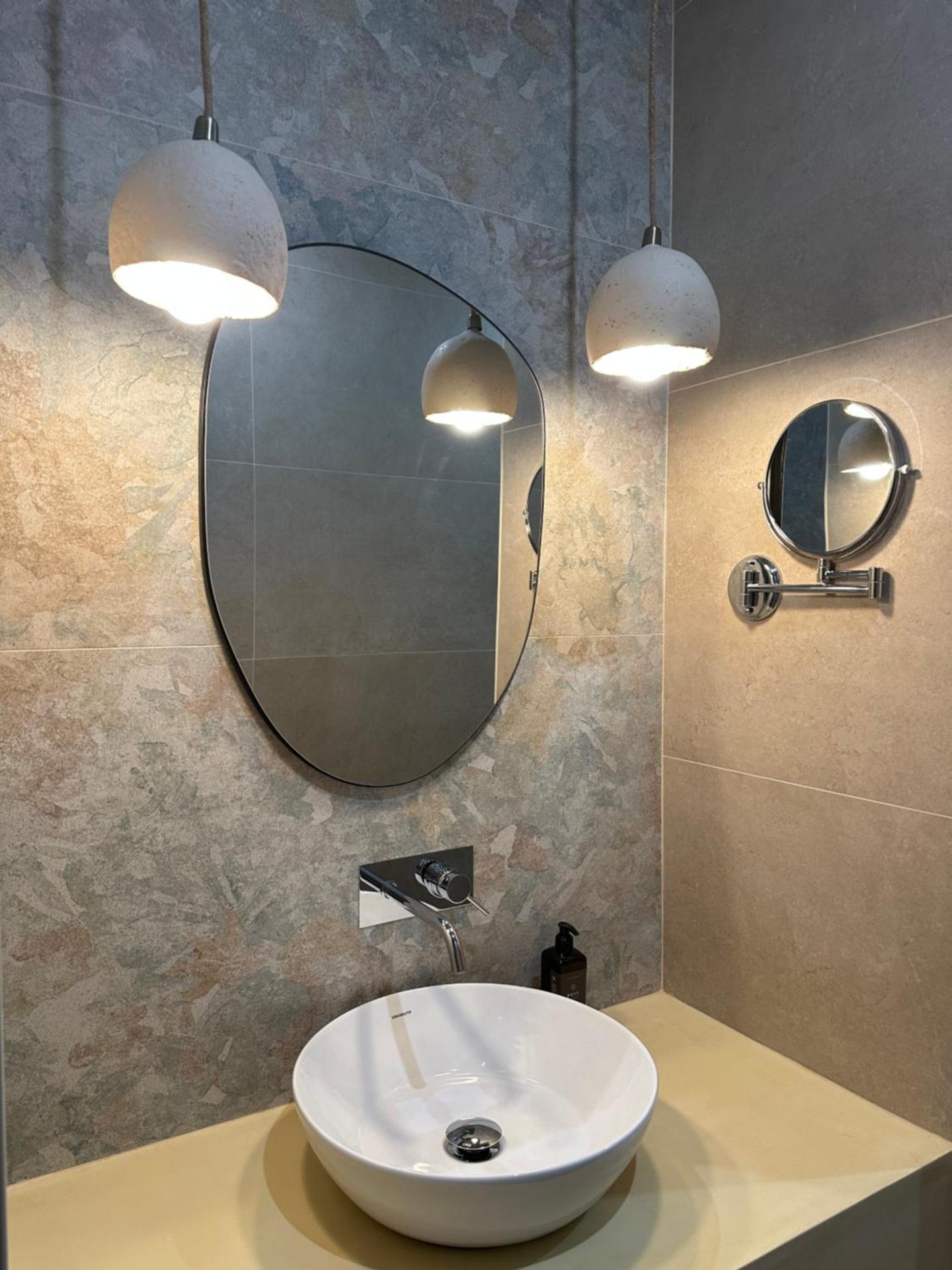 Oryza Guest House& Suites