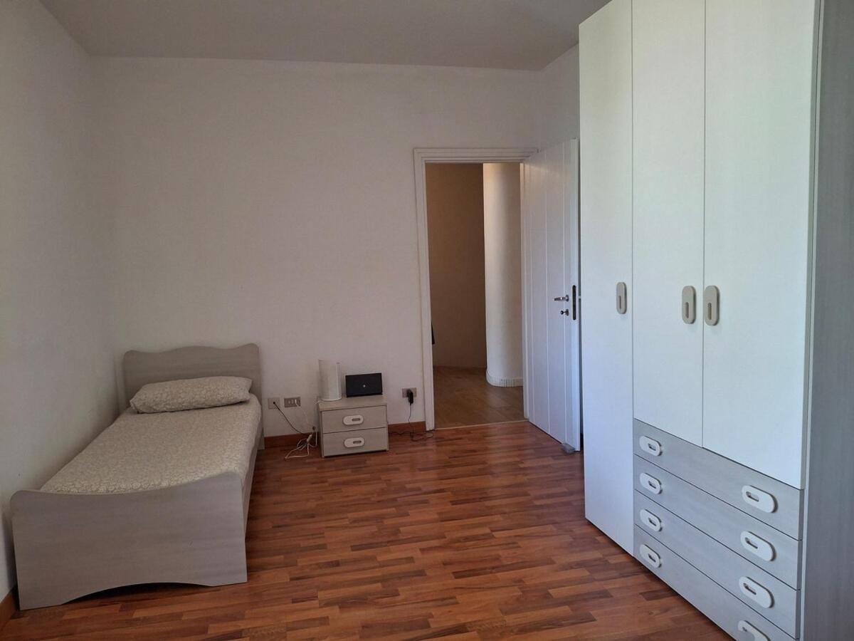 Rosen Garden Apartment