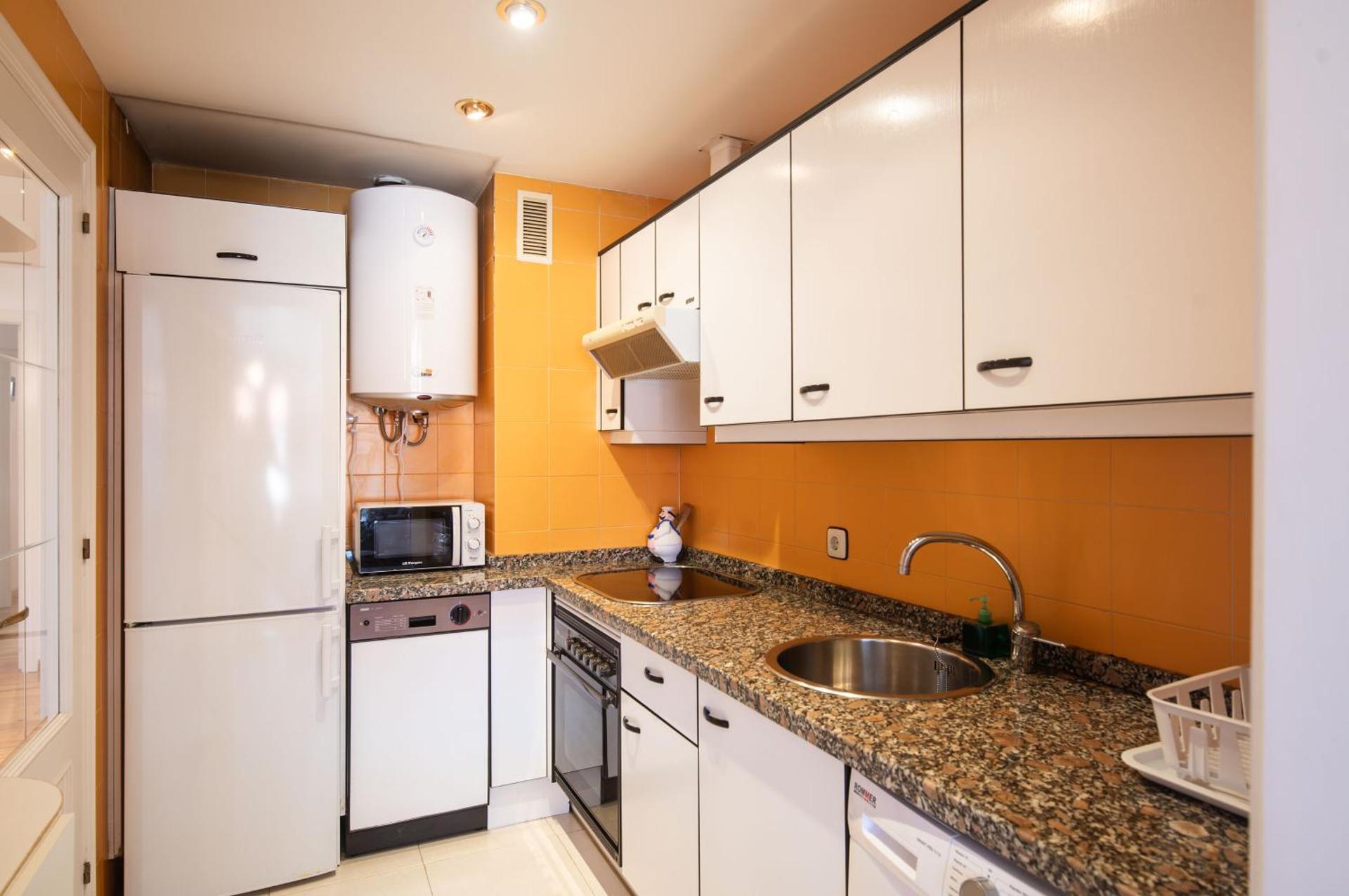 Bocana del Puerto, apartamento en Llanes con vistas al mar VUT-3242-AS