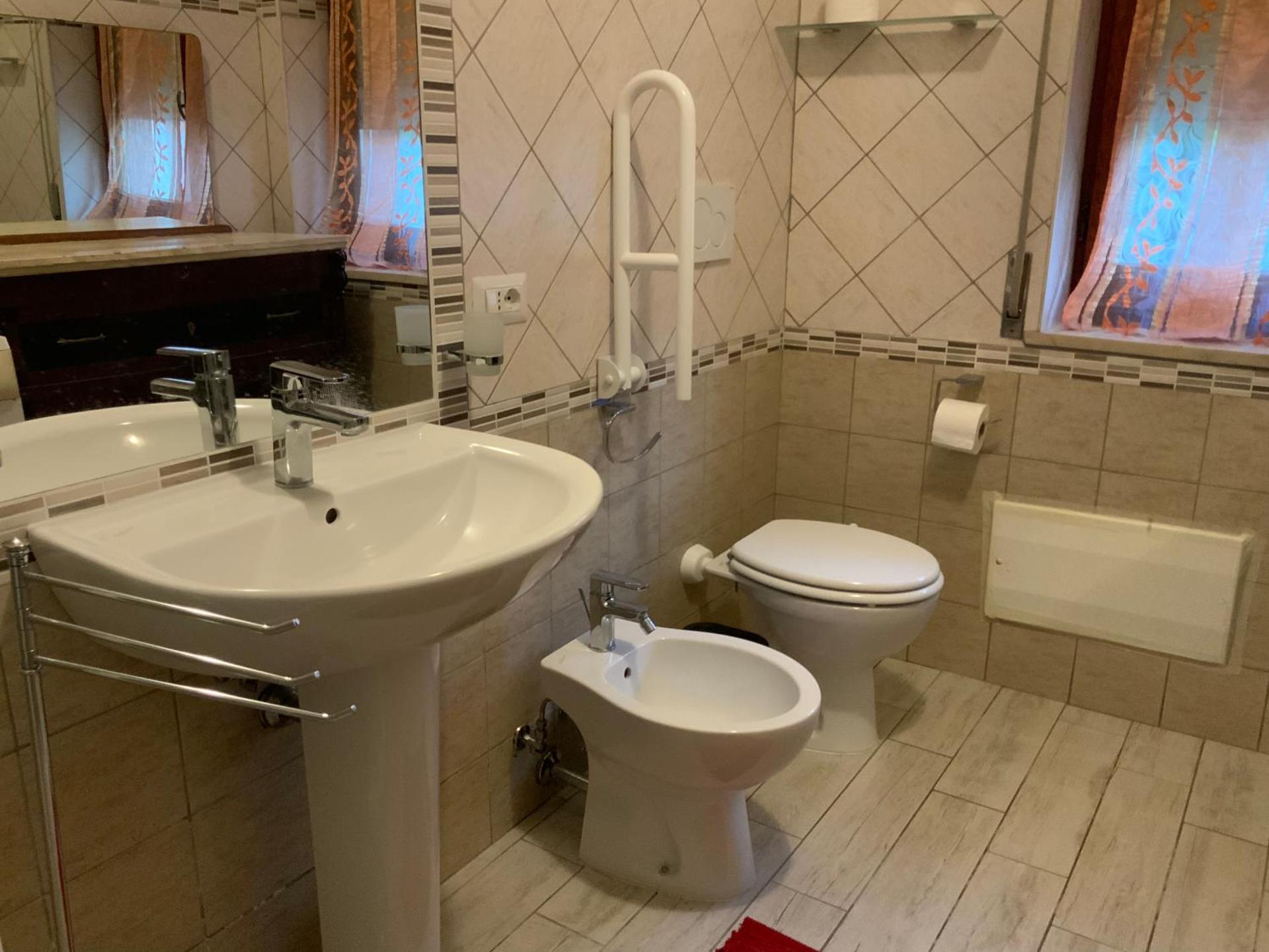 Abbratzu Guest House - Sardinian style and garden