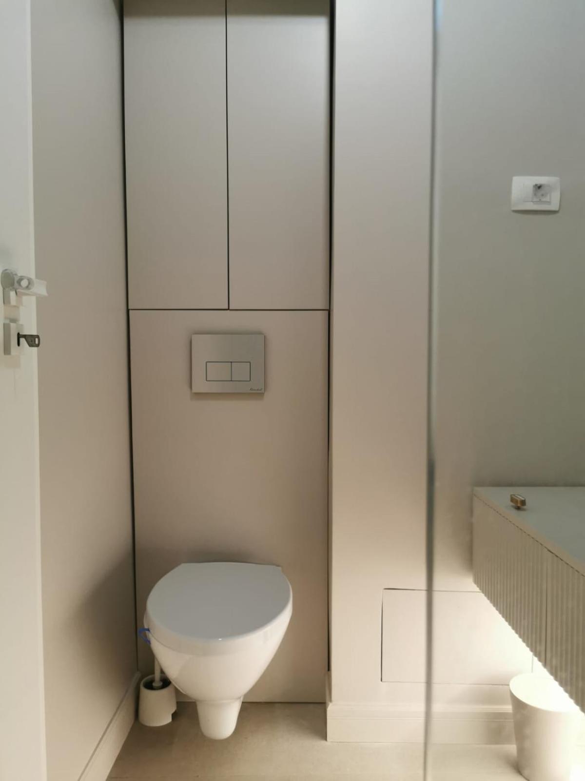 Downtown Central&Cozy Apartment Unirii w Balcony