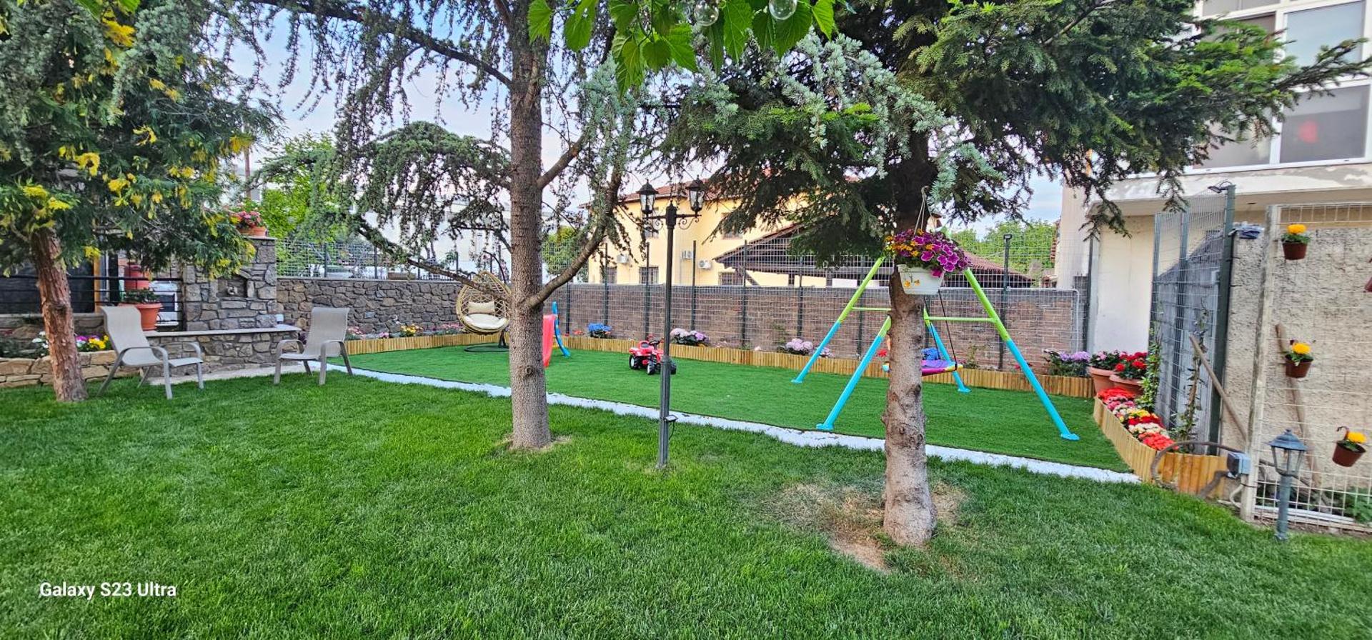 Garden's House Pozar in Aridaia