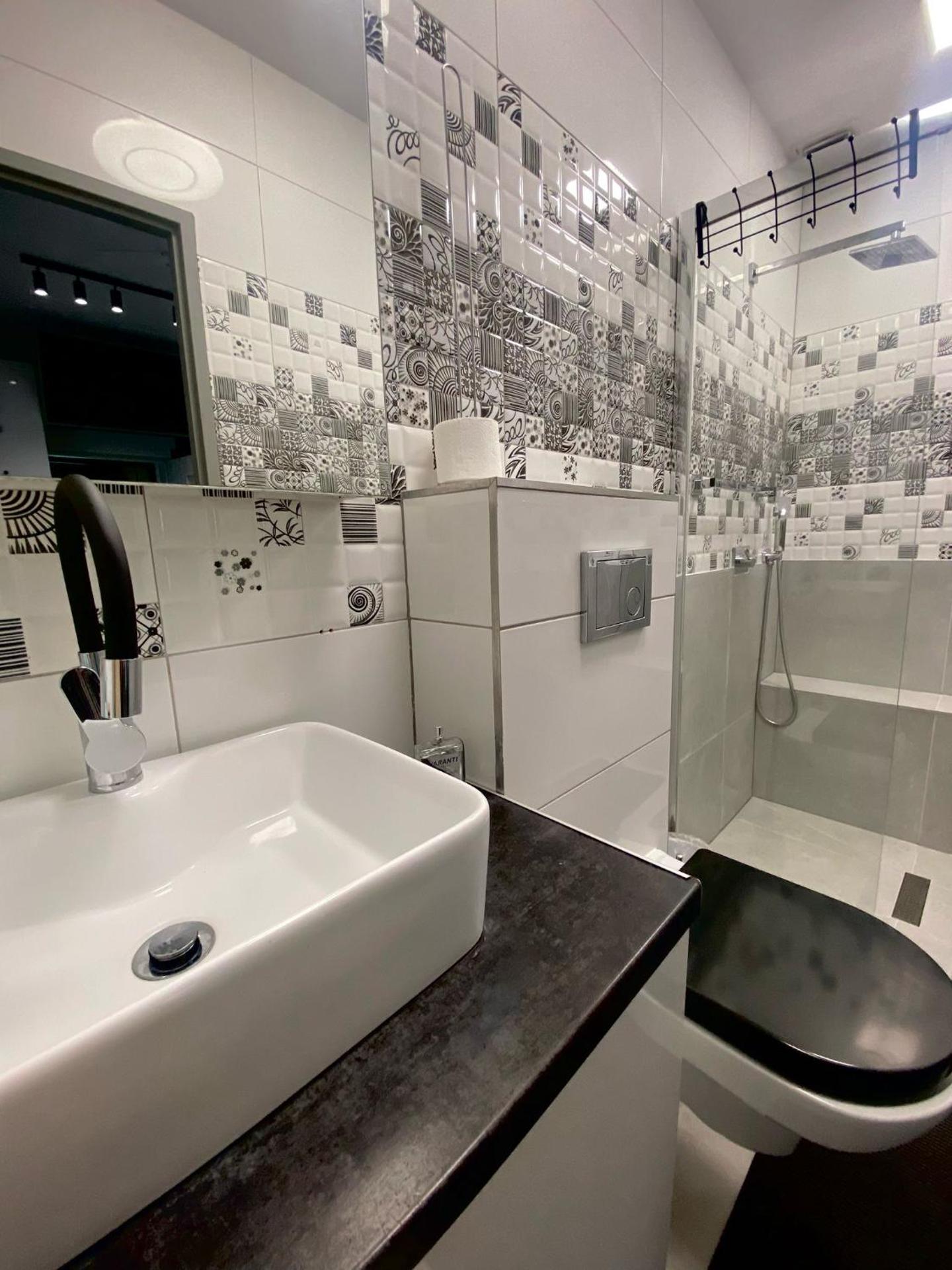 Mieszkanie kawalerka-Faktura