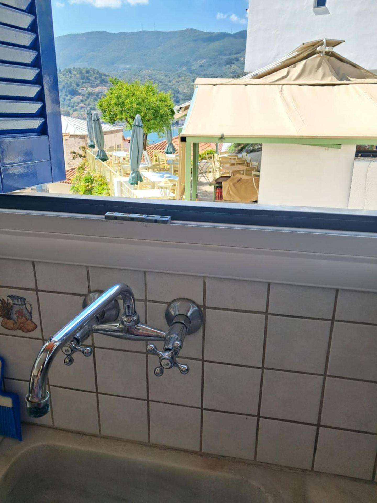 La casa Historical center of Poros